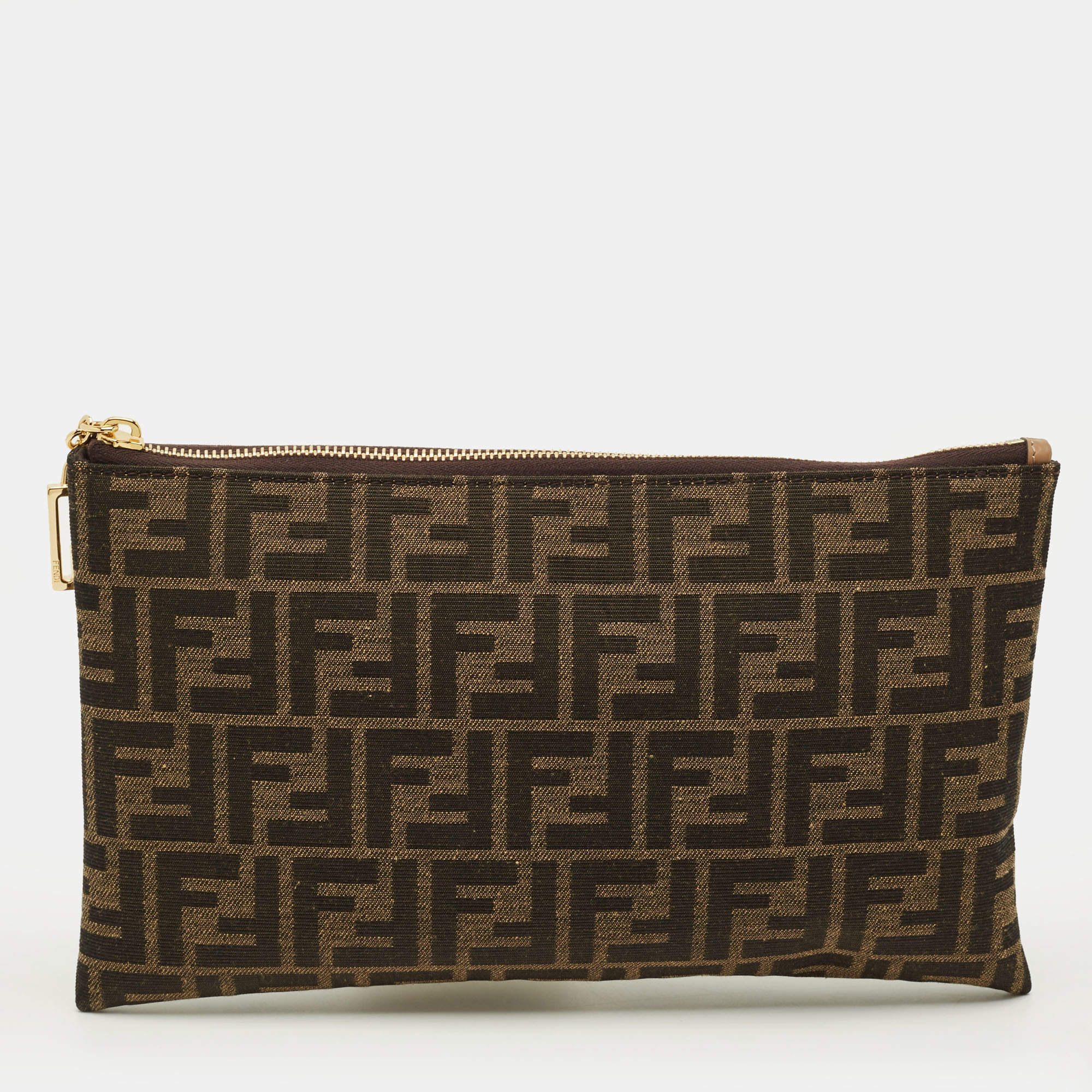 مملوكة مسبقًا Fendi Baguette Medium Tobacco Zucca Canvas Flat Pouch