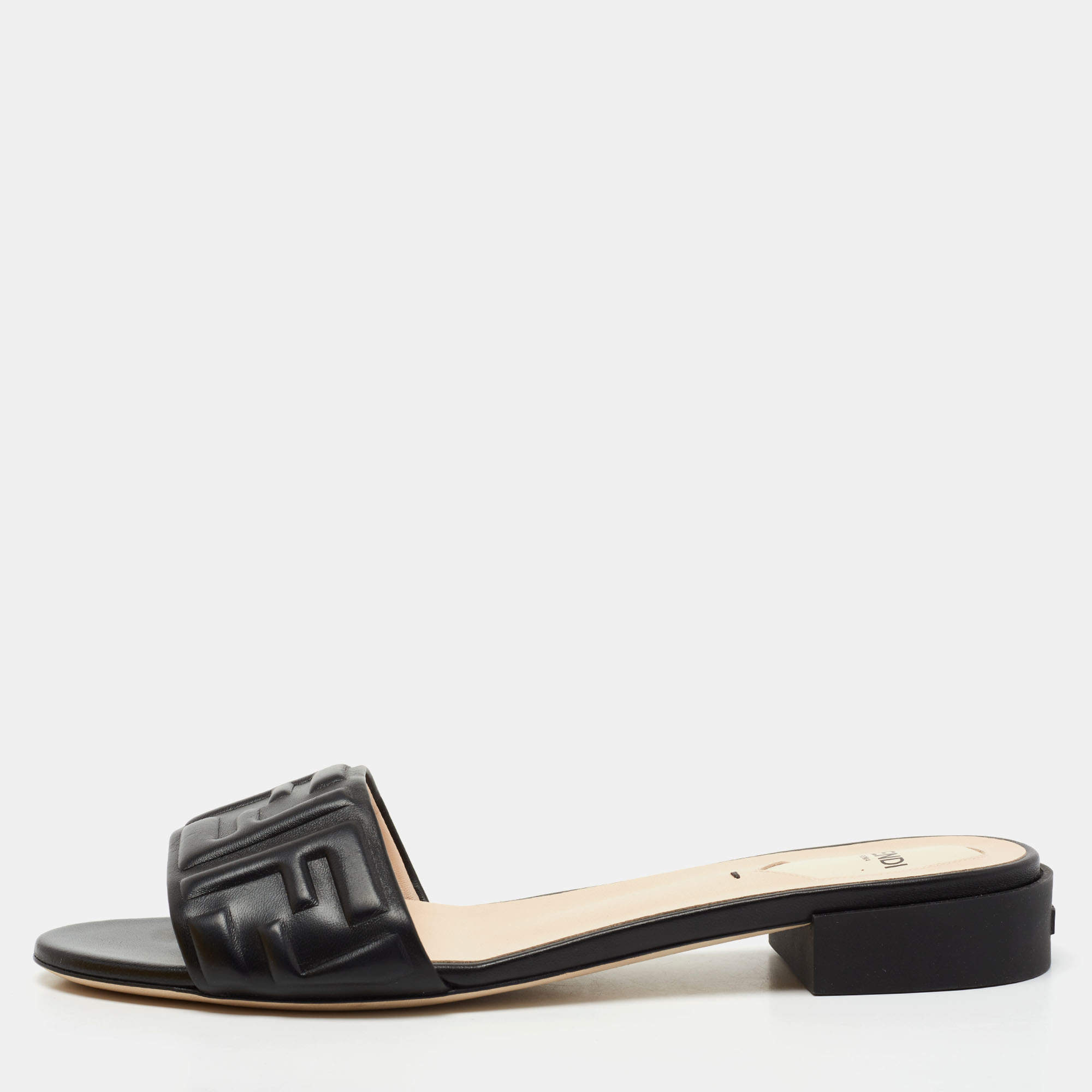 Pre Owned Fendi Black Leather Signature FF Flat Sandals Size 40 