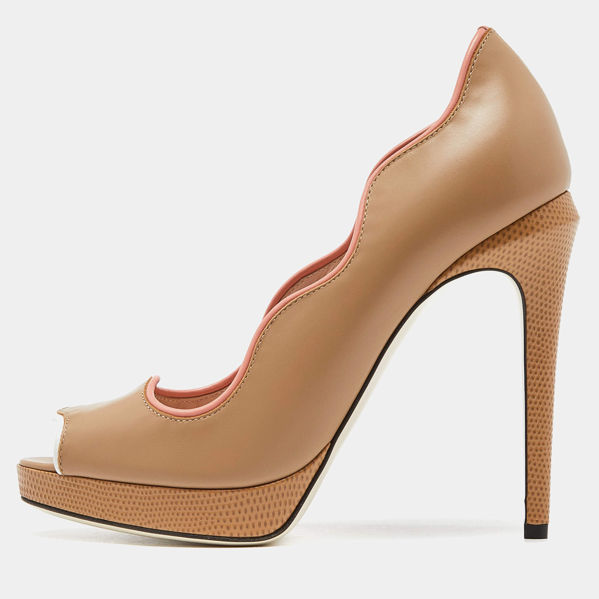 Pre Owned Fendi Beige Lizard Embossed and Leather Scalloped Peep Toe Platform Pumps Size 36