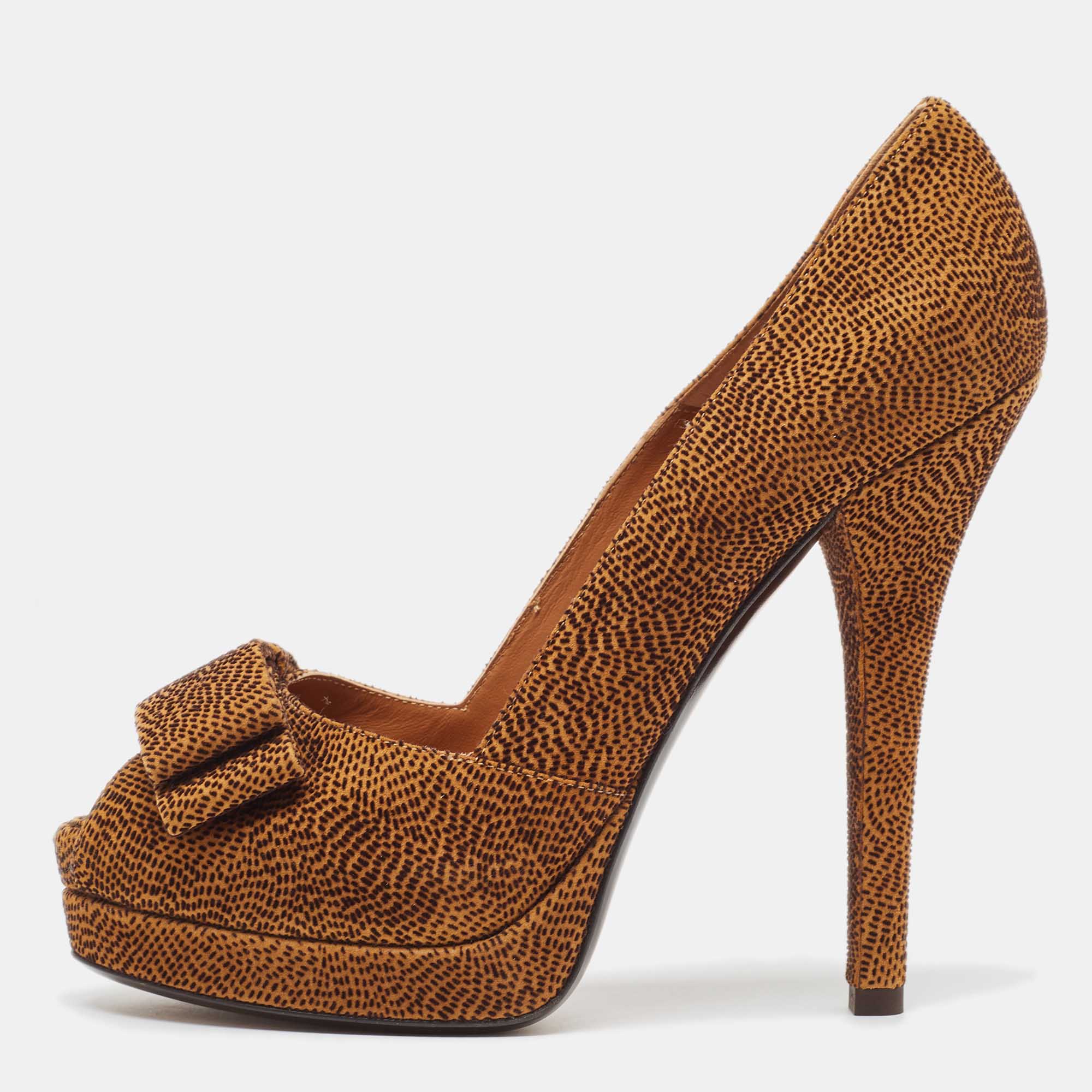 Pre Owned Fendi Brown/Black Textured Suede Bow Peep Toe Pumps Size 40