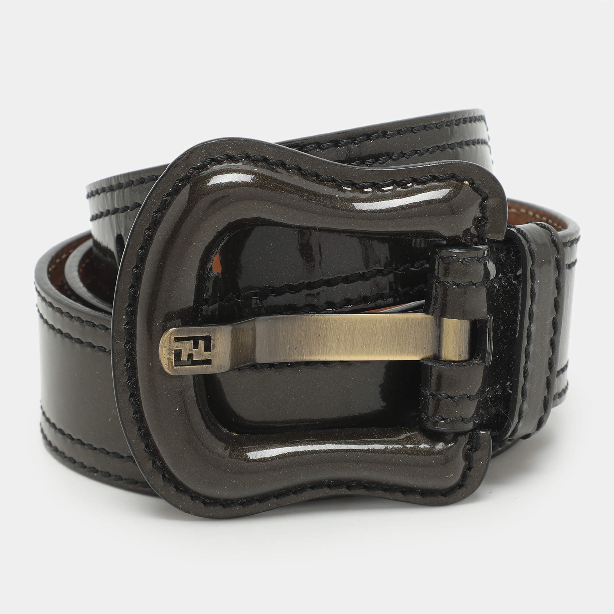 Pre Owned حزام فندي جلد برّاق أخضر بإبزيم B 95 سم