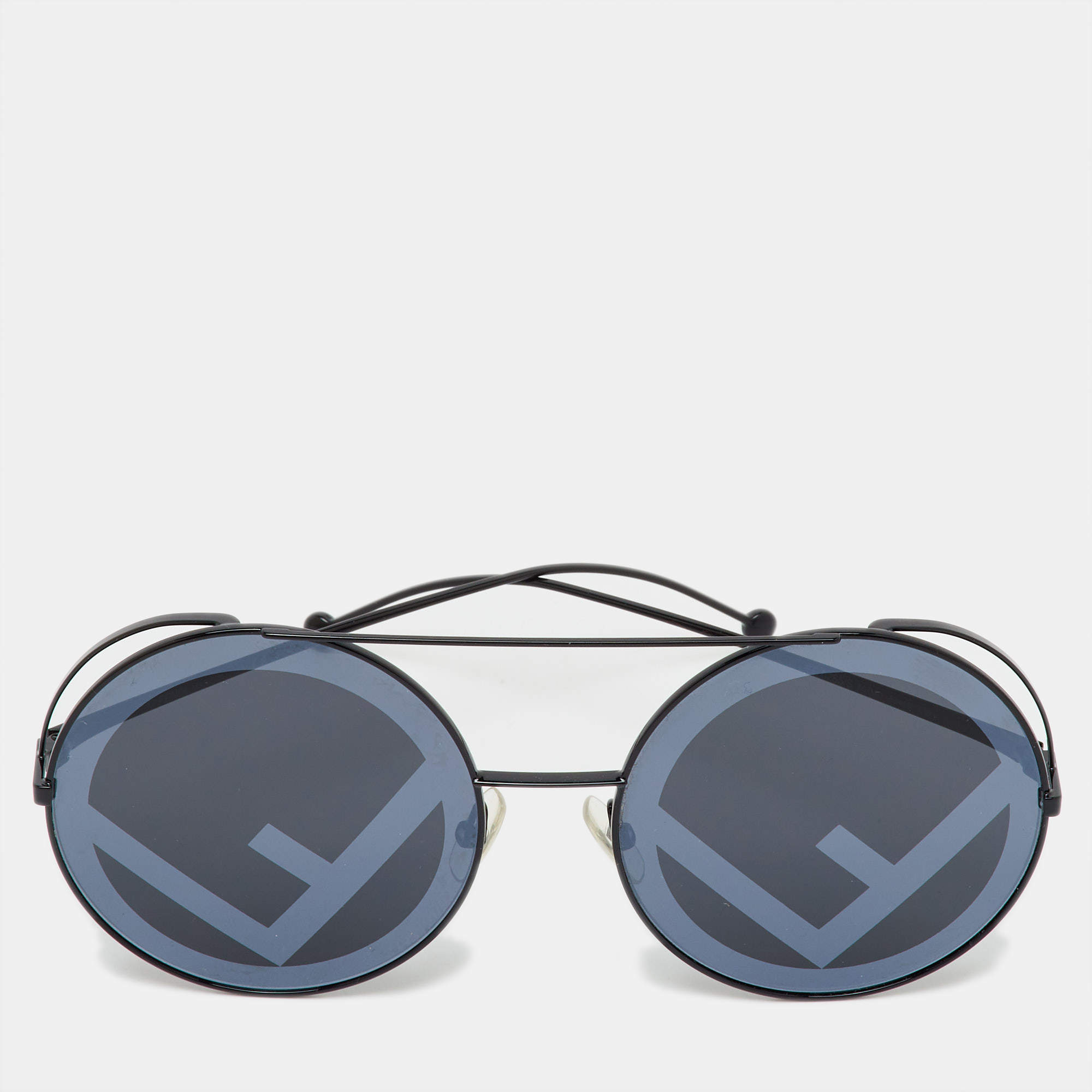 مملوكة مسبقًا Fendi Black FF 0285/S F is for Fendi Round Sunglasses