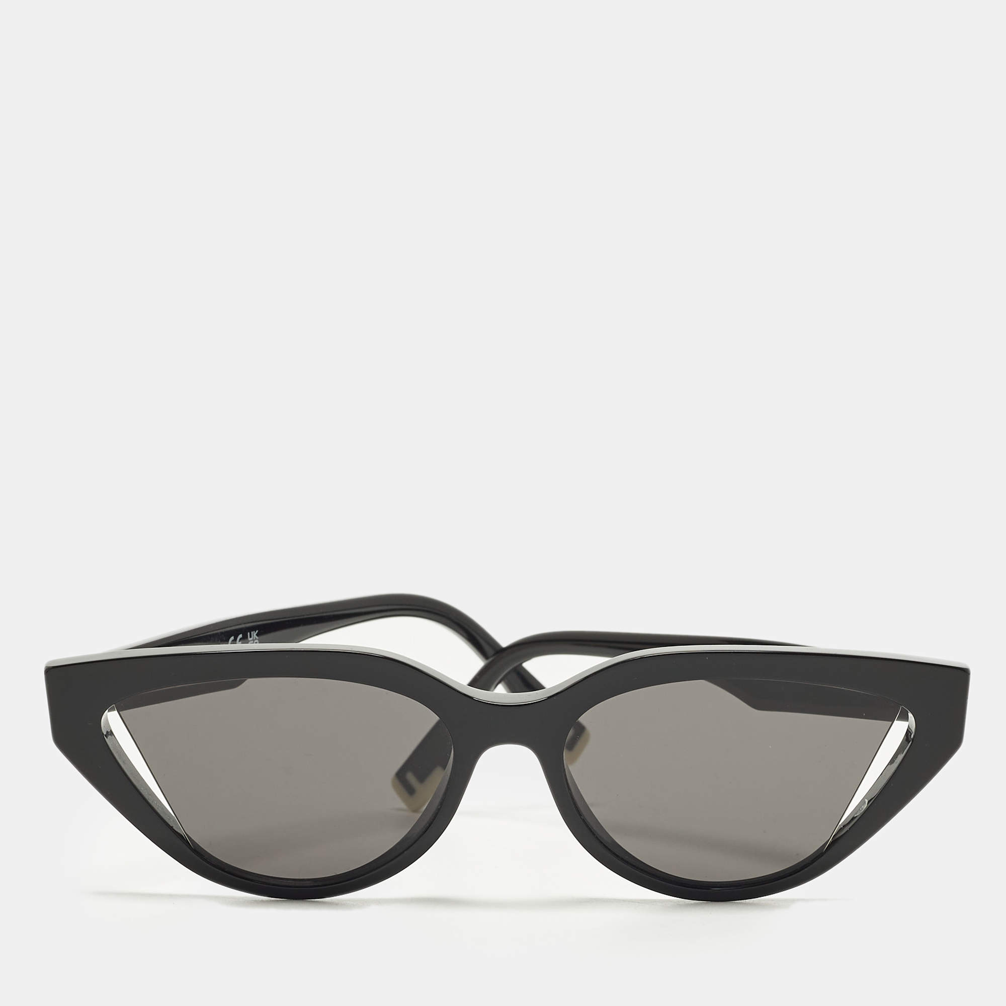 Pre Owned نظارة شمسية فيندي FF4009I سوداء عين القطة