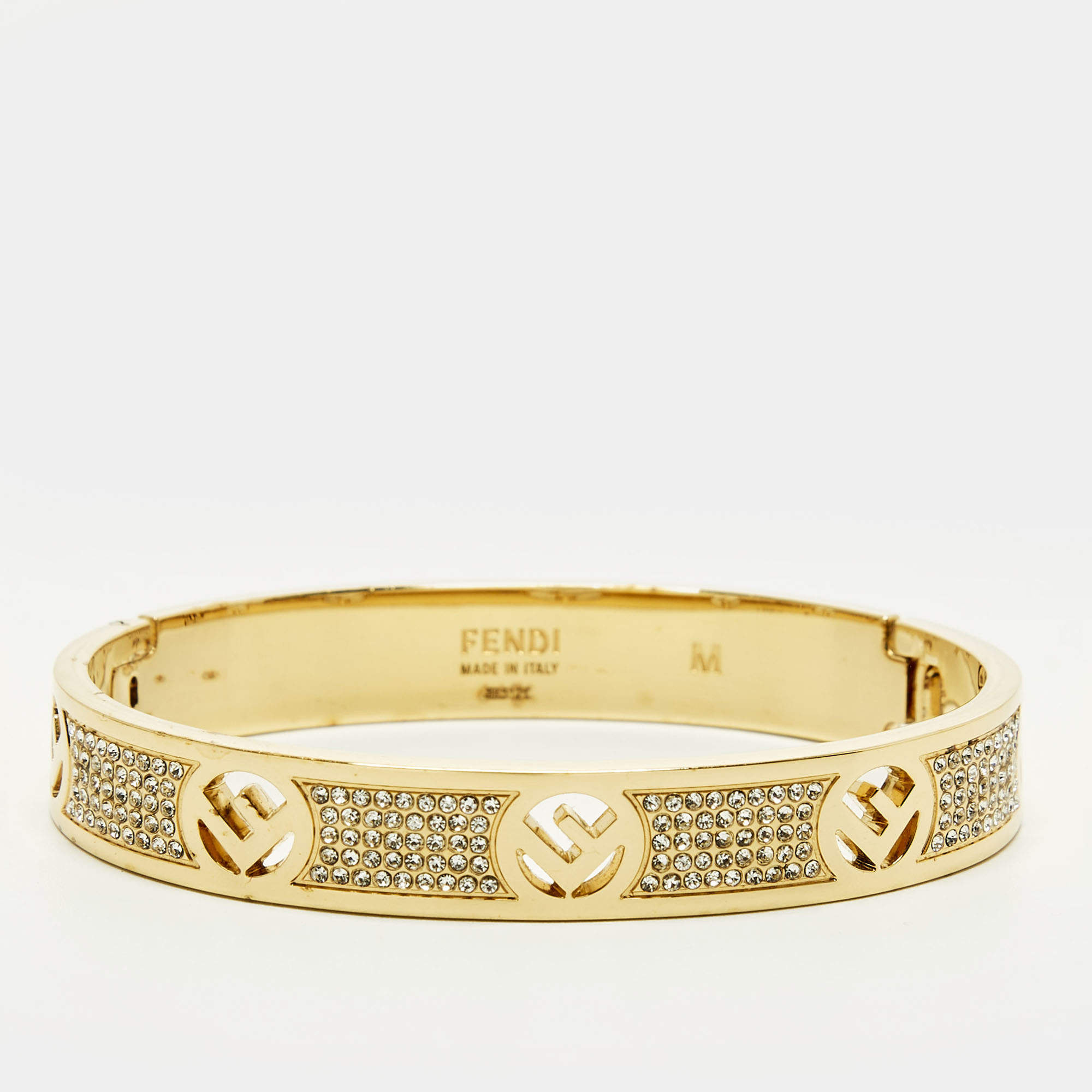 مملوكة مسبقًا سوار فندي إف إز فندي بحبيبات كريستال بلون ذهبي مقاس متوسط (ميديوم)