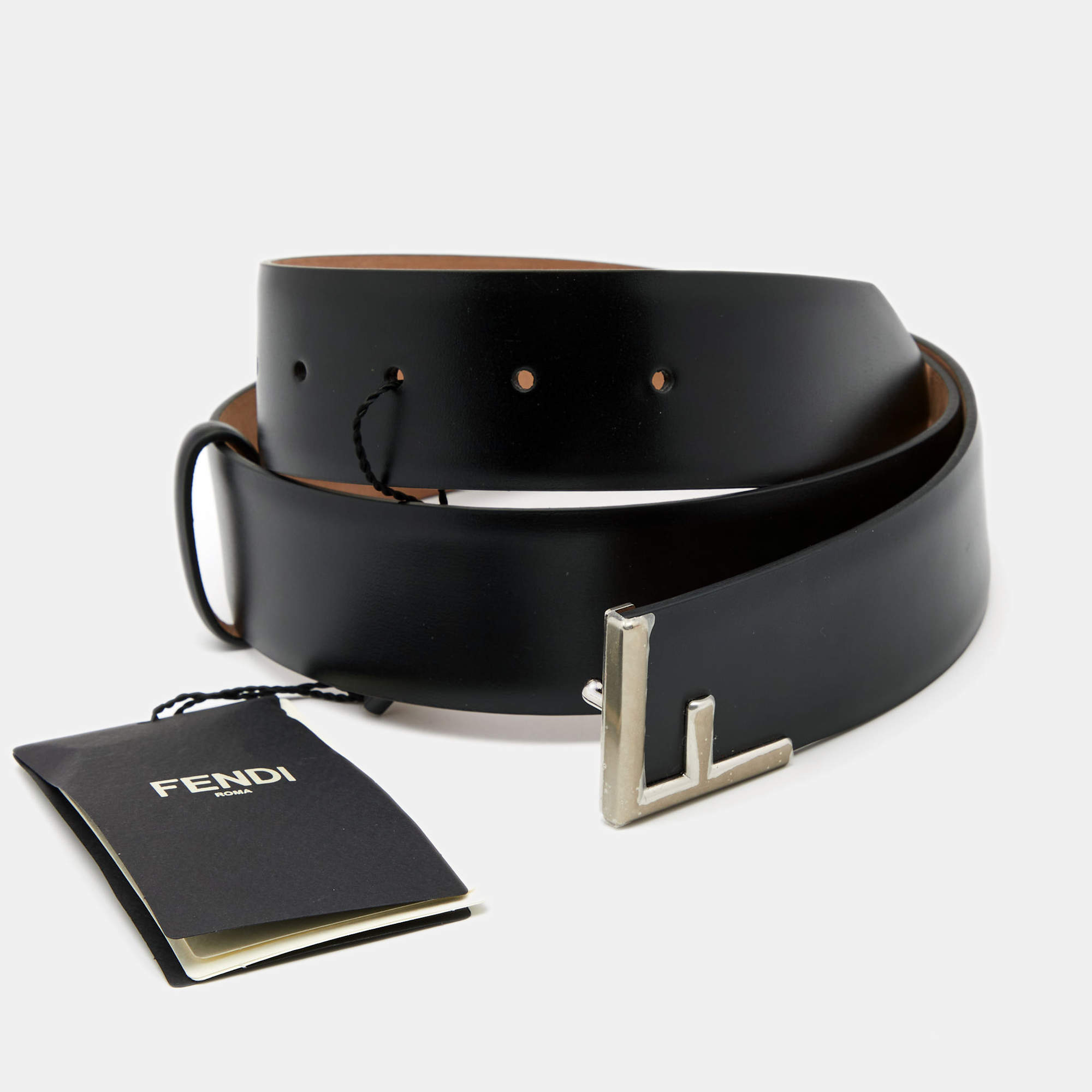 Pre Owned حزام فندي جلد أسود إبزيم شعار حرف أف 90 سم