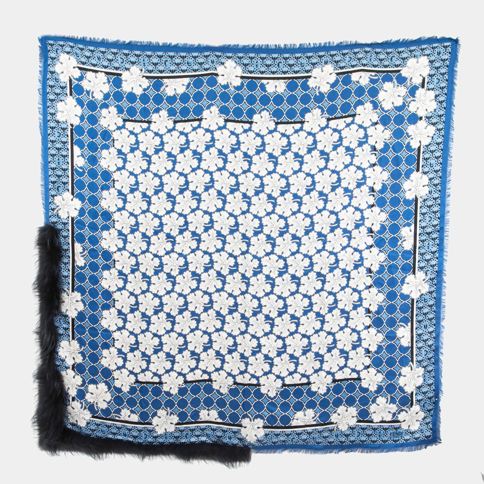 مملوكة مسبقًا Fendi Blue Leaf Print Fox Fur Trim Silk & Wool Shawl