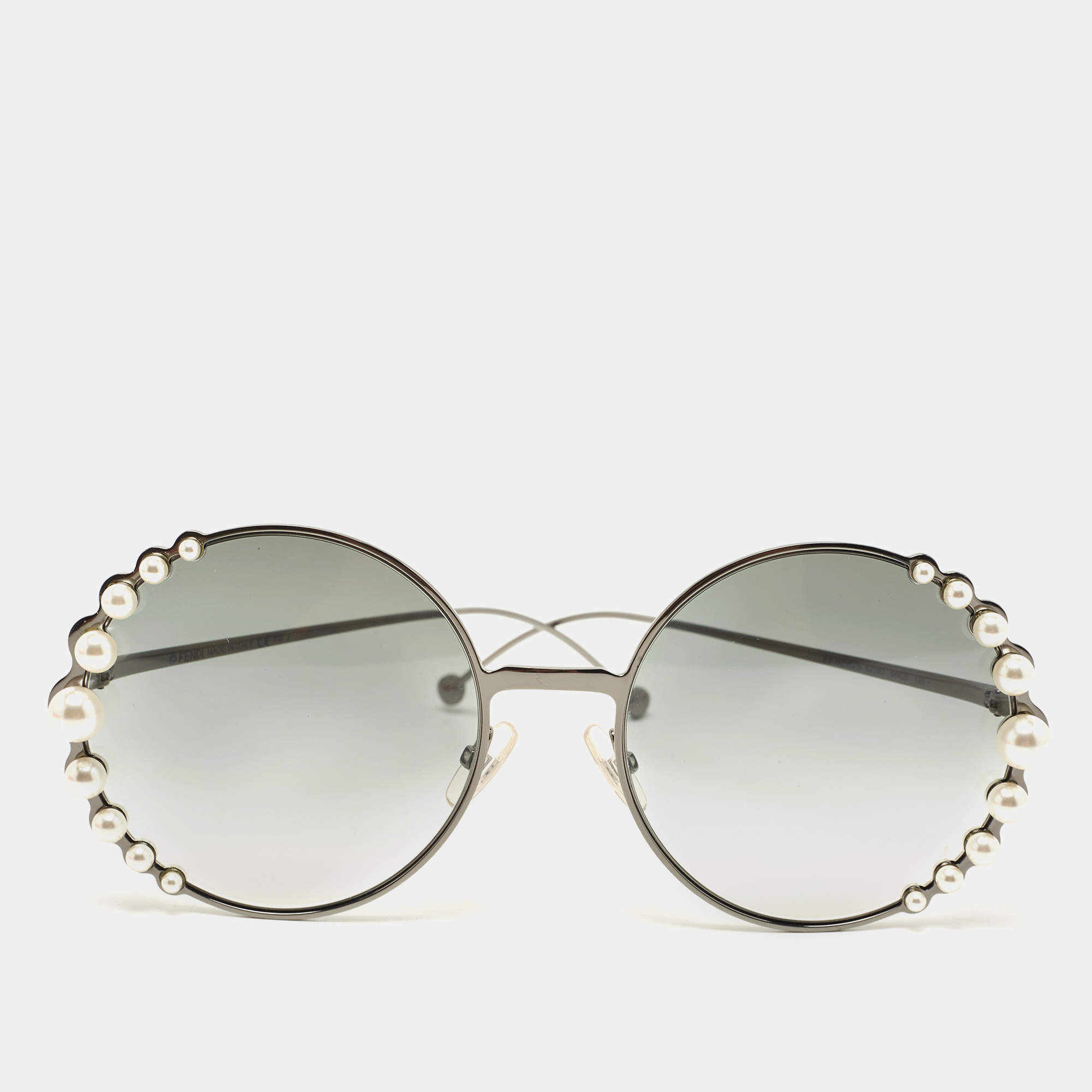 مملوكة مسبقًا Fendi Gunmetal Tone/Grey Gradient Studded FF0259S Round Sunglasses