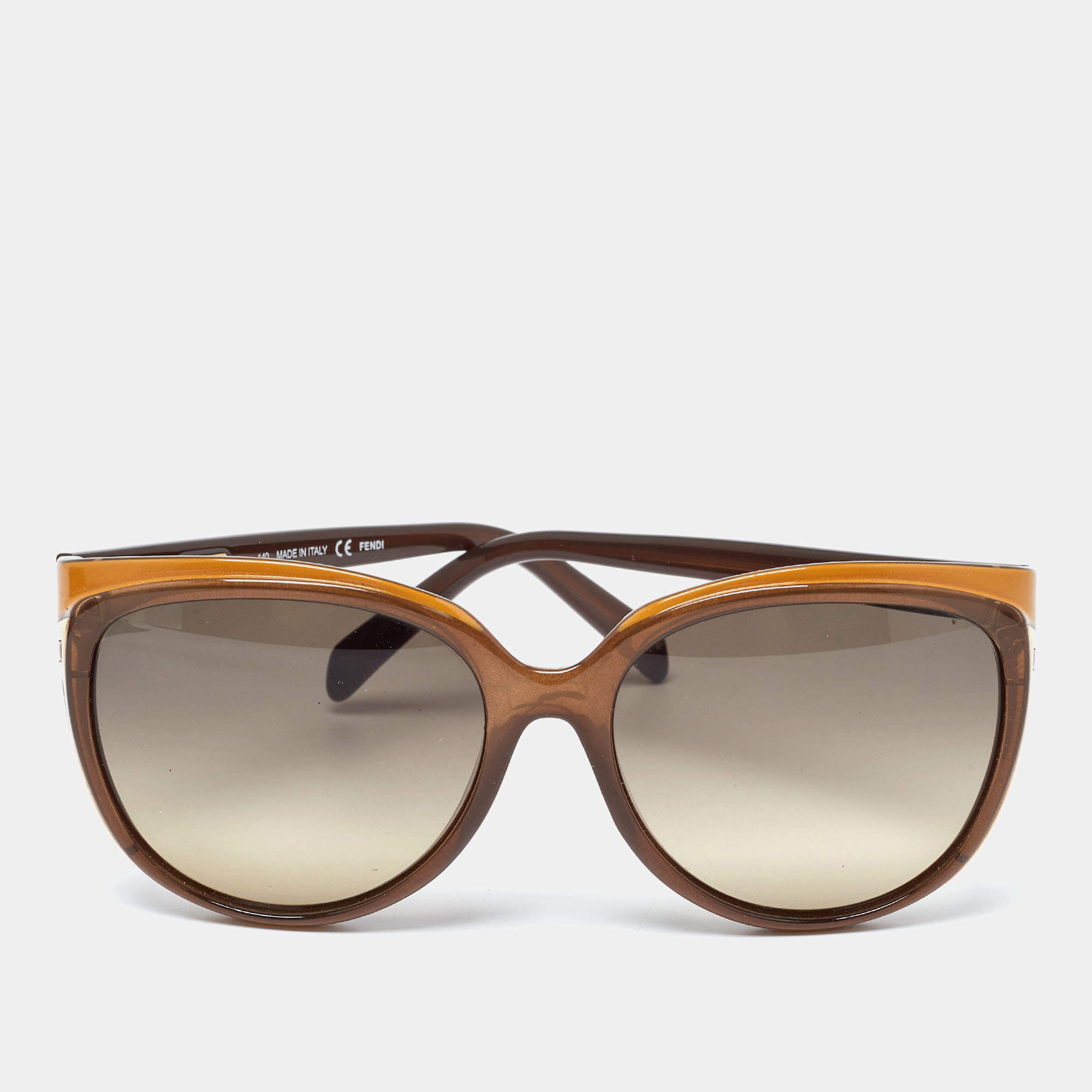 مملوكة مسبقًا Fendi Two Tone/Brown Gradient FS5283 Cat-Eye Sunglasses