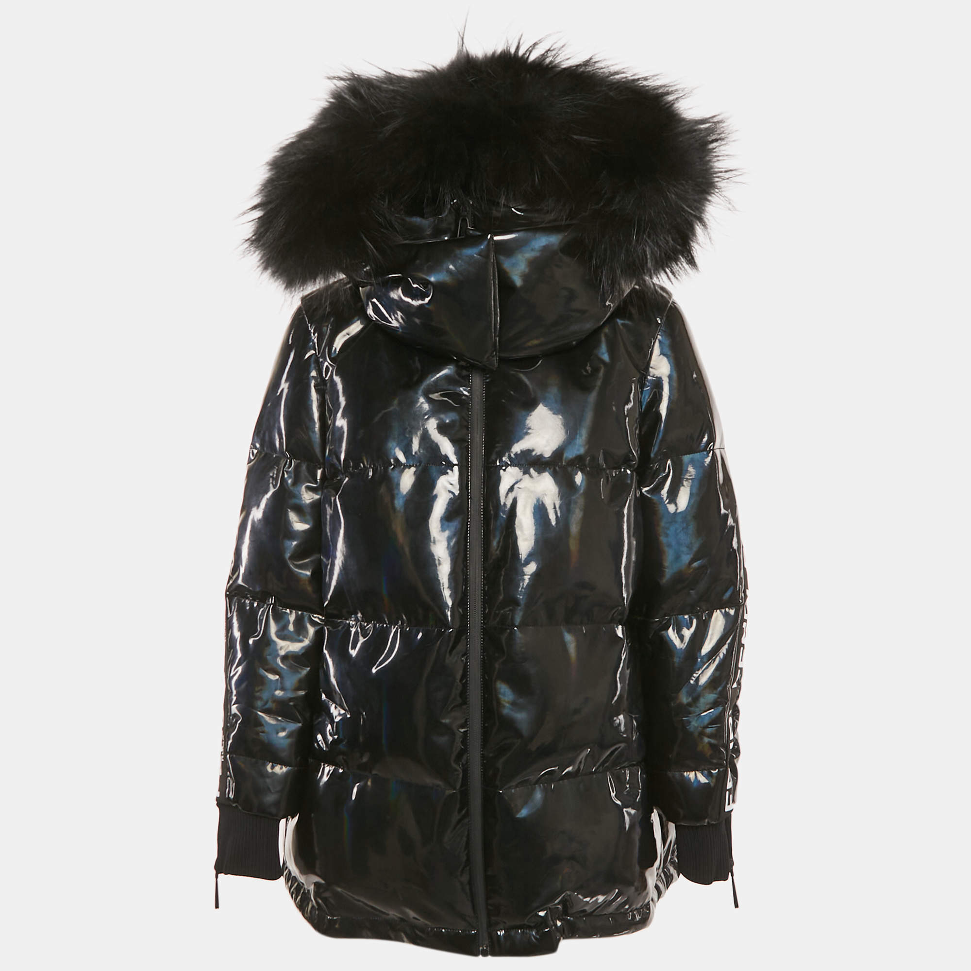 مملوكة مسبقًا Fendi Black Holographic Synthetic Quilted Down Detachable Fur Jacket S