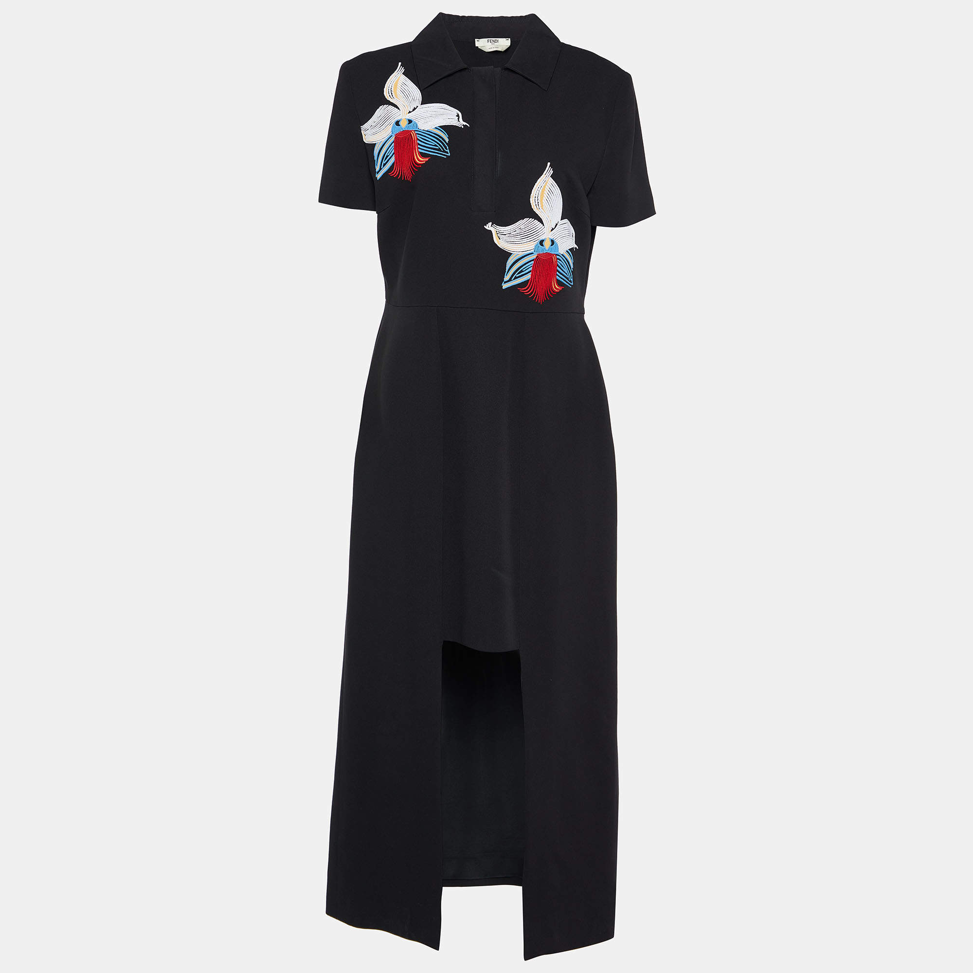 مملوكة مسبقًا فستان فندي تفاصيل قصة كريب مطرز زهور أسود S