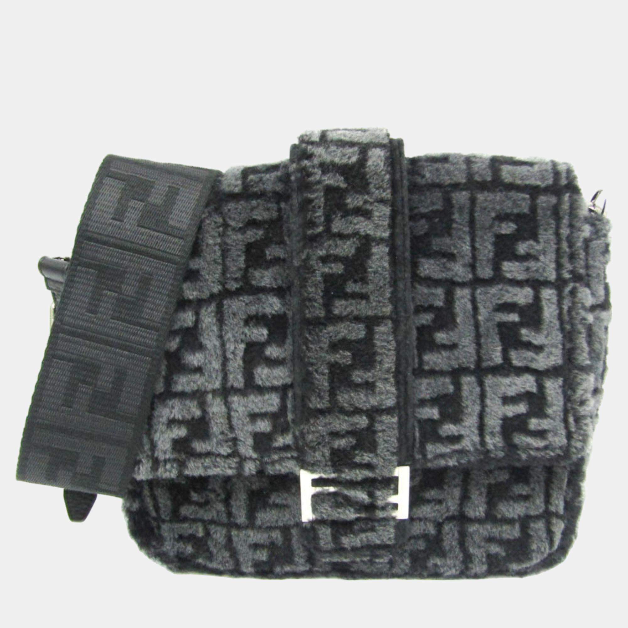 مملوكة مسبقًا حقيبة فندي باجيت رسول جلد/ميتون أسود