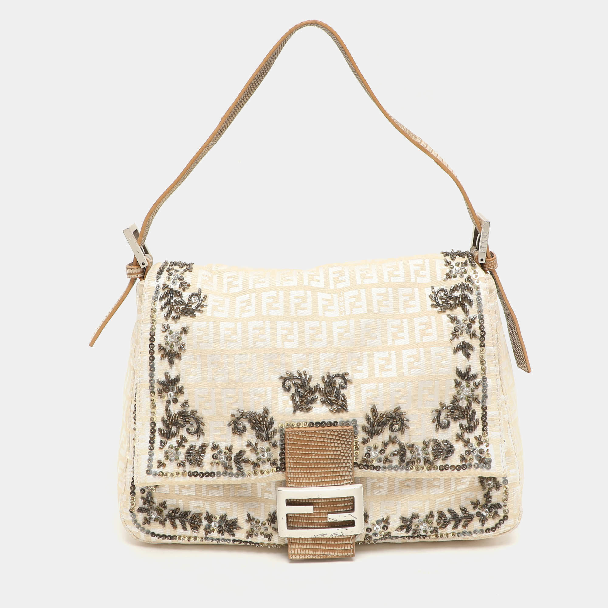 مملوكة مسبقًا Fendi Beige/White FF Canvas and Lizard Embellished Mama Baguette Bag