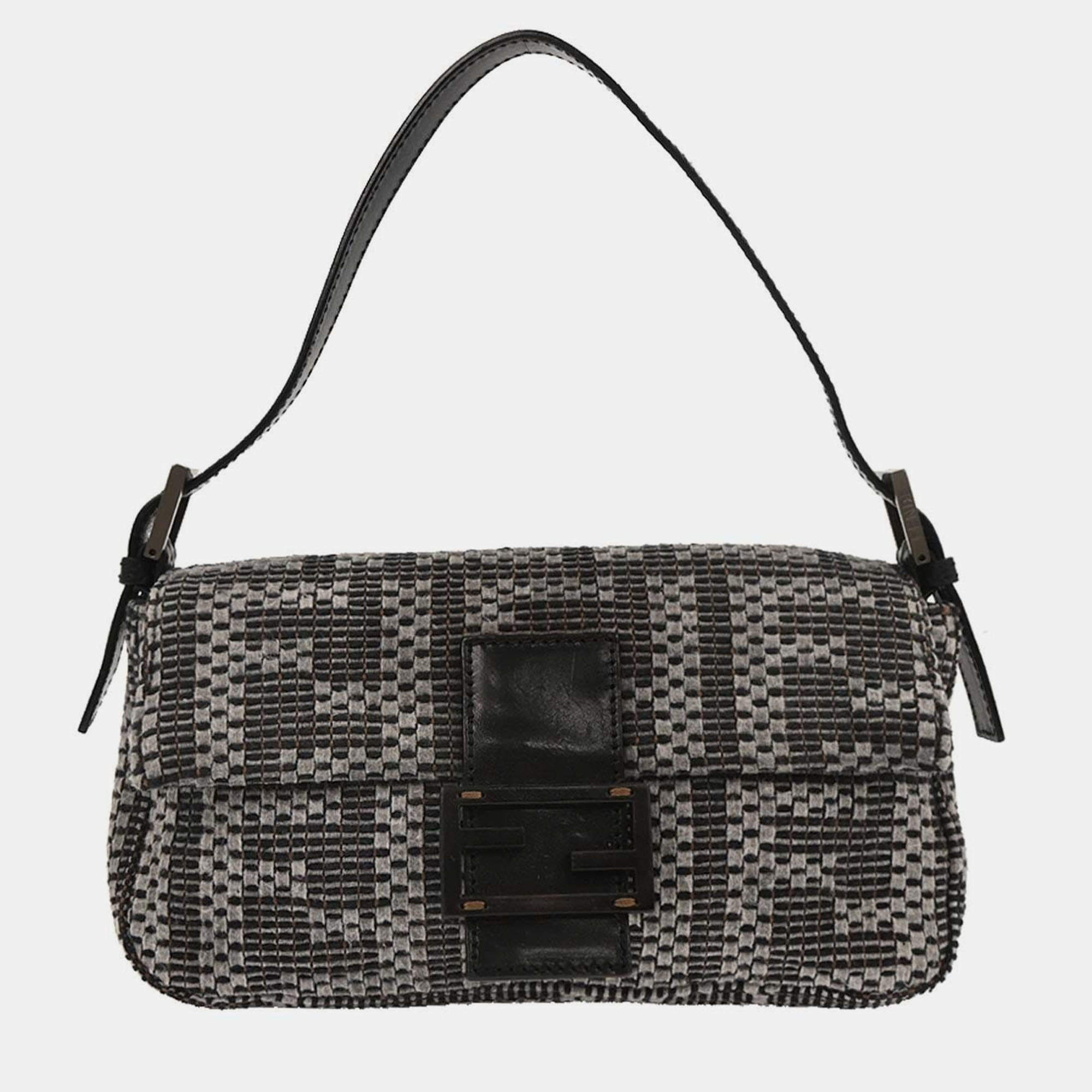 Pre Owned Fendi Gray Felt Zucca Baguette Handbag