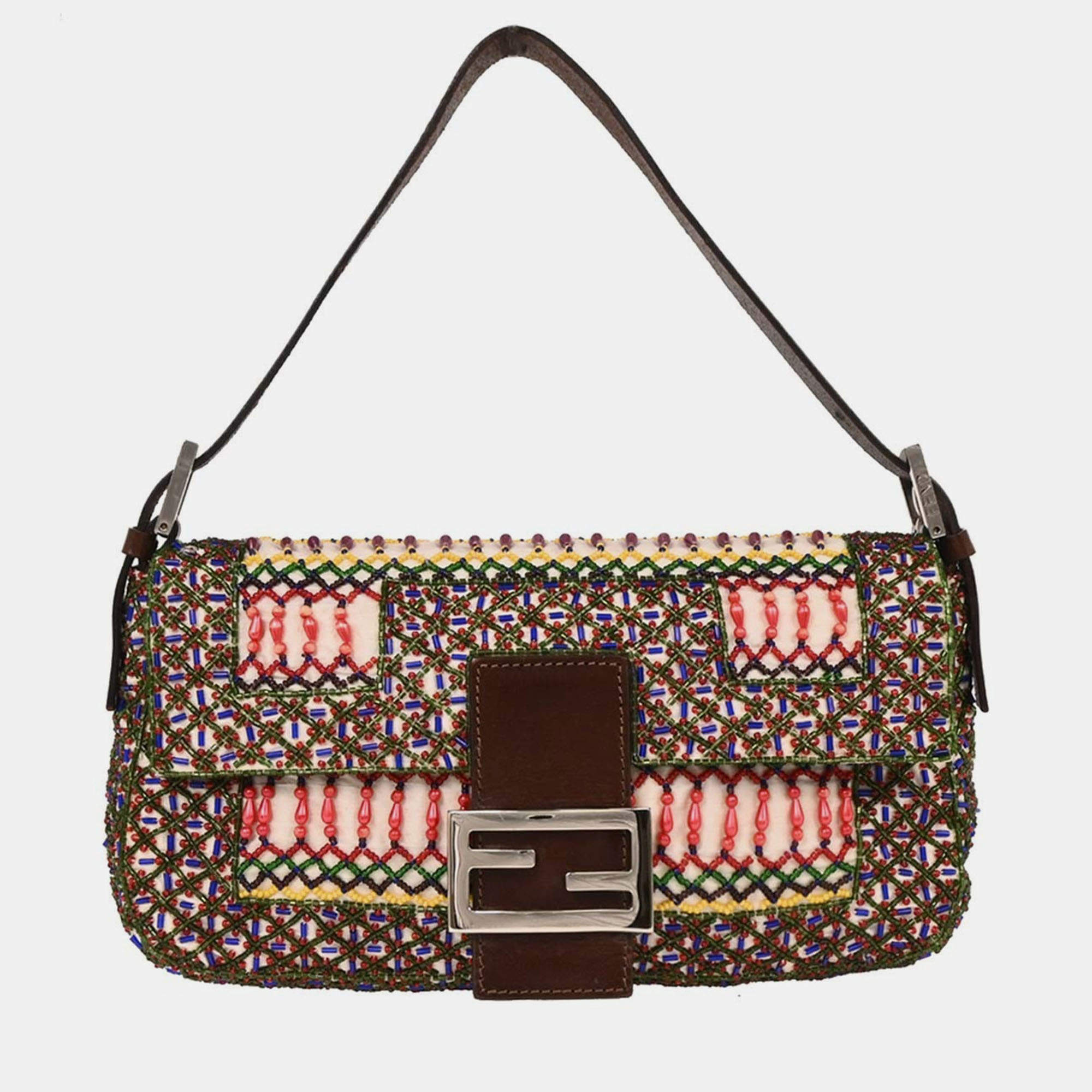 مملوكة مسبقًا Fendi White Brown Canvas Beads Baguette Handbag