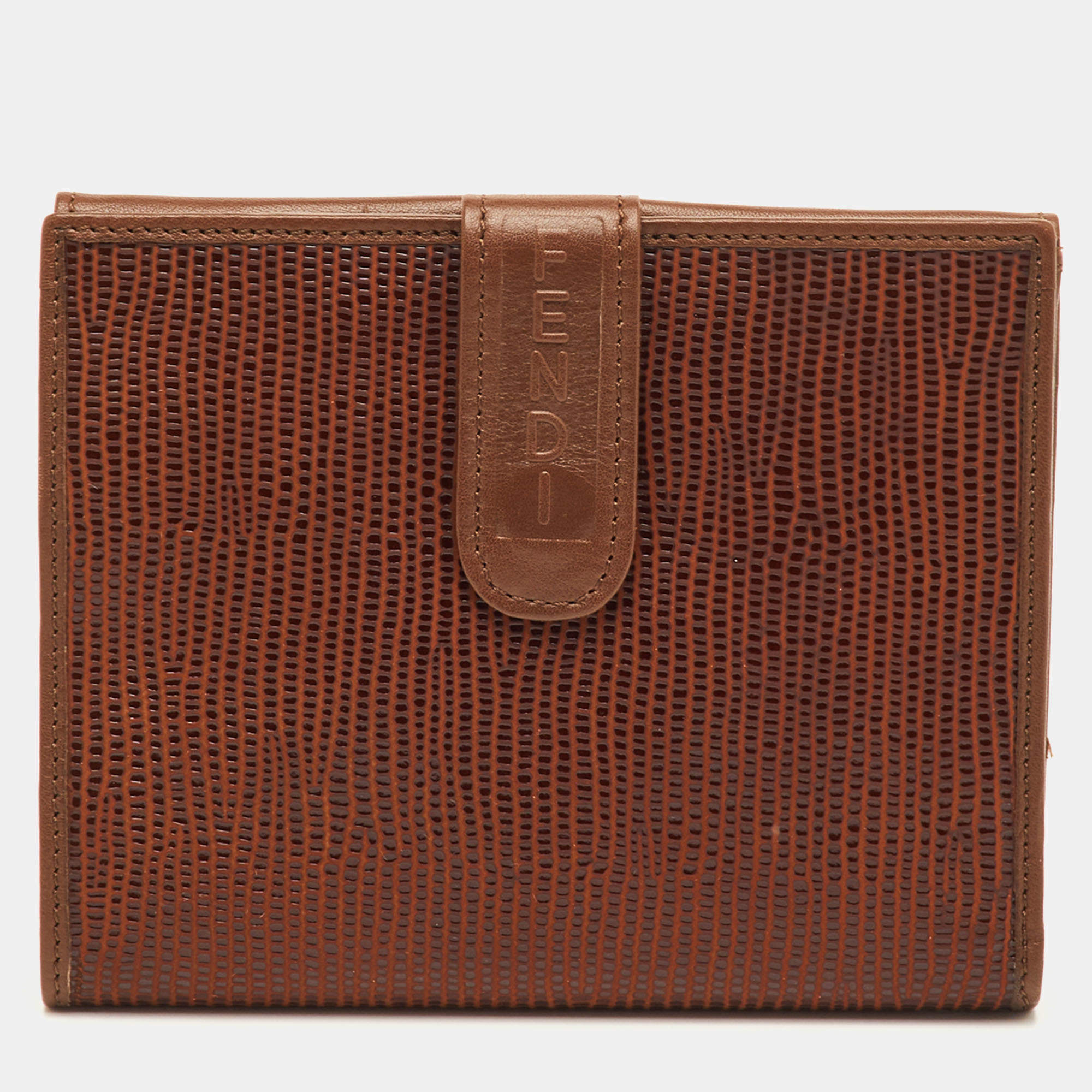 مملوكة مسبقًا Fendi Vintage Brown Lizard Effect Leather Compact Wallet