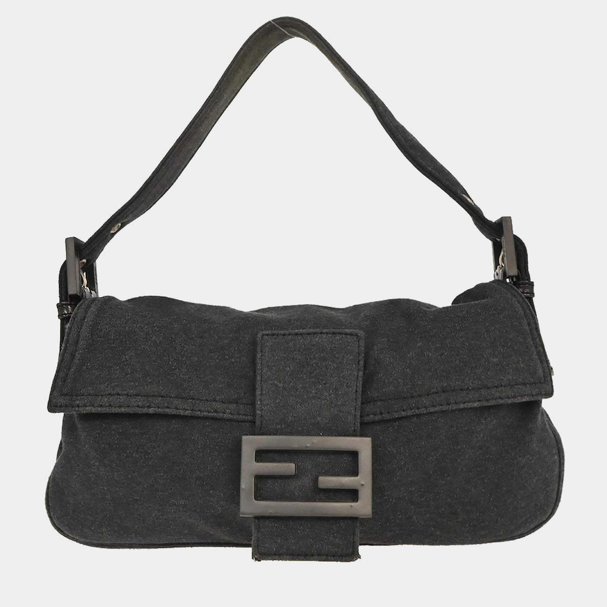 Pre Owned Fendi Gray Wool Baguette Handbag