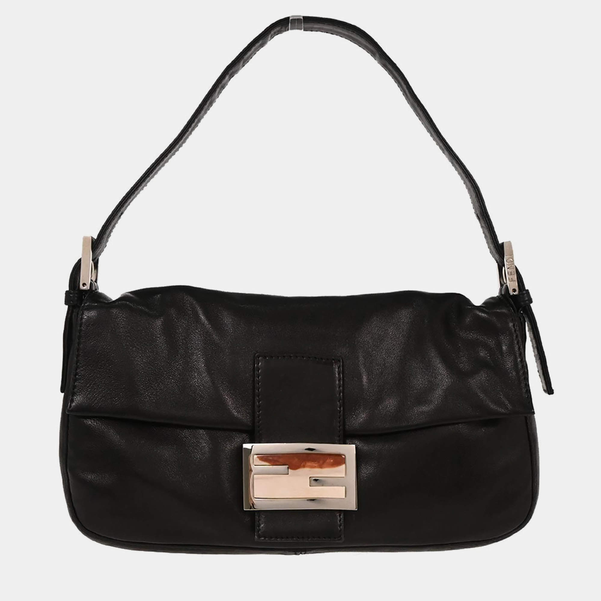 مملوكة مسبقًا حقيبة فندي باغيت جلد خروف سوداء