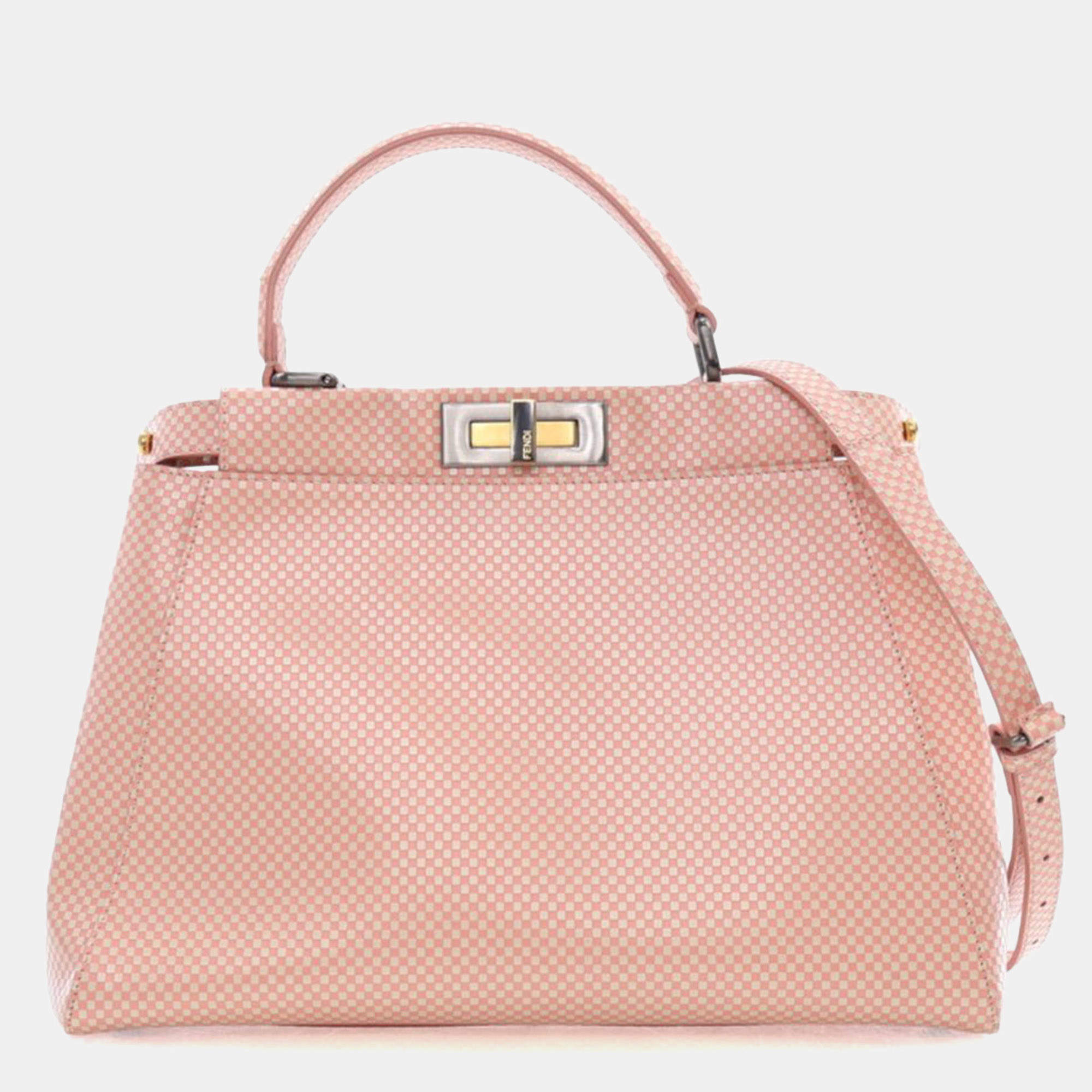 مملوكة مسبقًا Fendi Medium Peekaboo