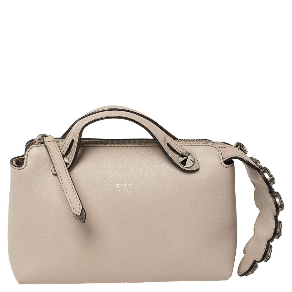 luxury-women-fendi-used- luxury-women-fendi-used-