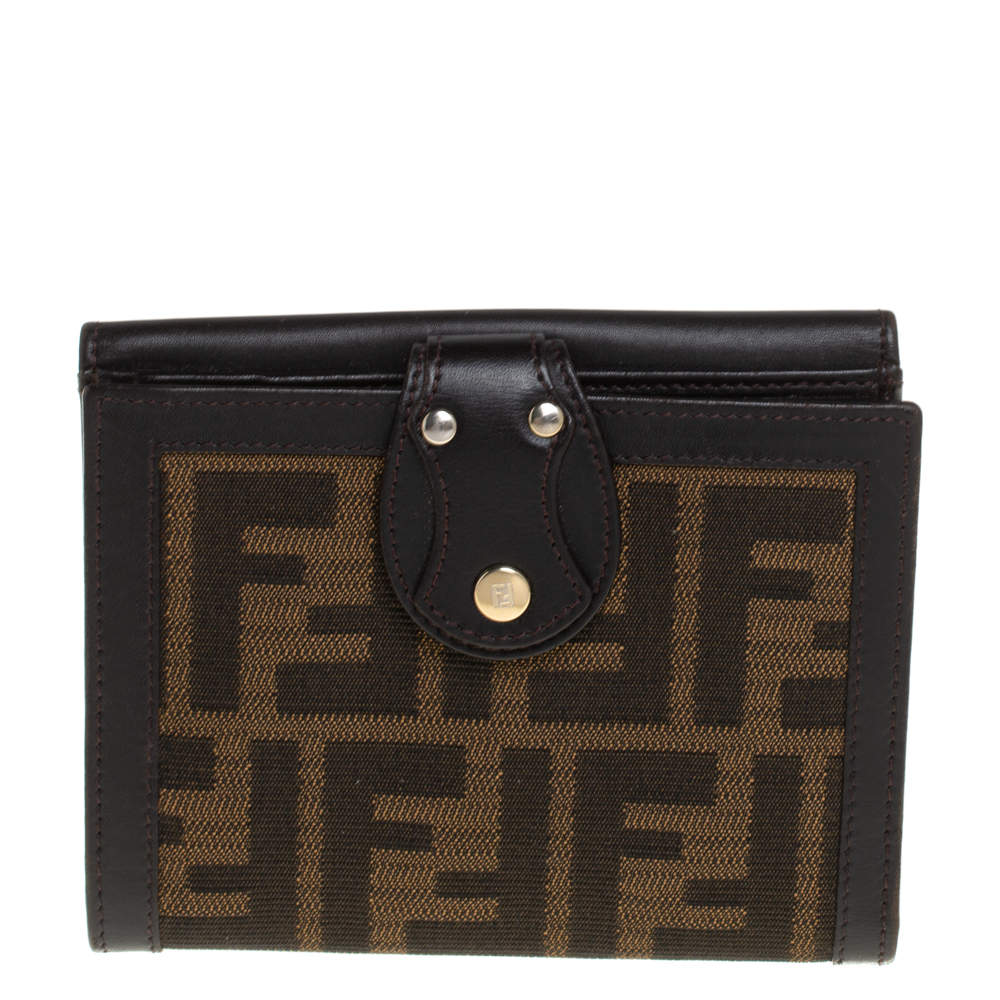 مملوكة مسبقًا محفظة فندي مضغوطة جلد و كانفاس زوكا توباكو