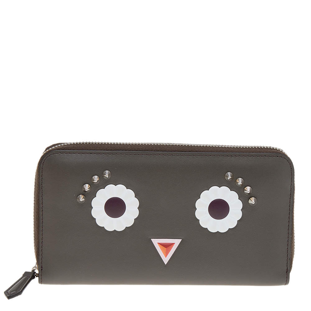 Pre Owned Fendi Taupe Leather Century Hypnoteyes Zip Around Wallet