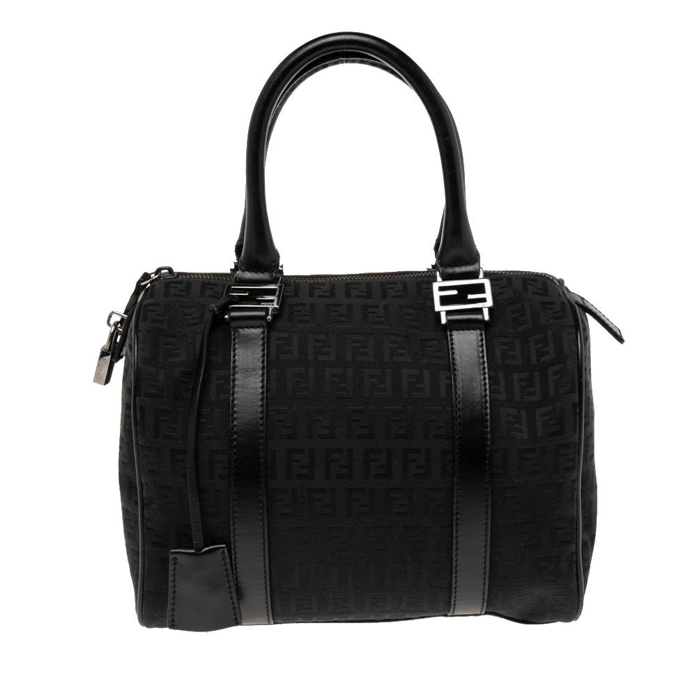 Pre Owned حقيبة فندي فوريفر باليتو كانفاس وجلد زوكينهو سوداء 