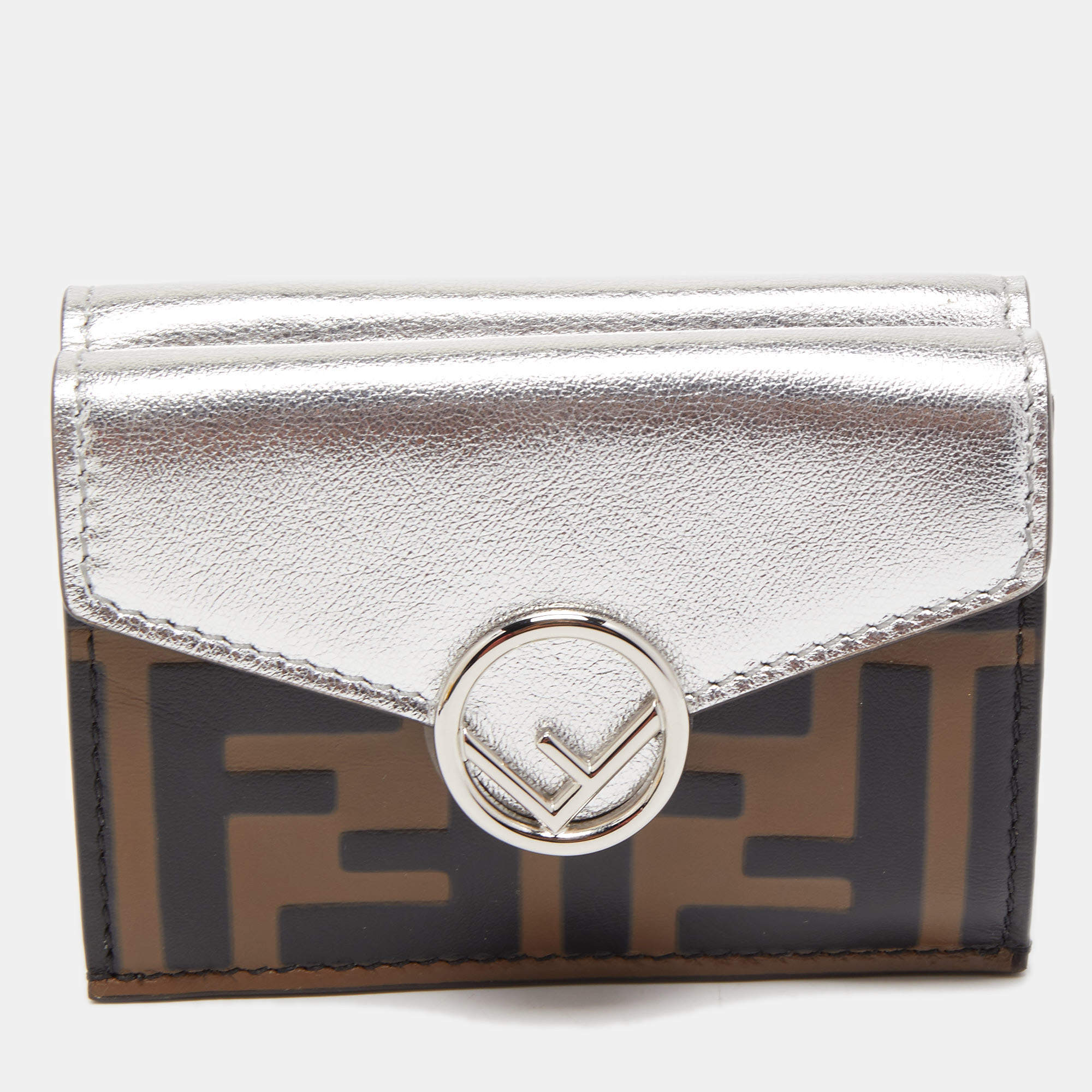 مملوكة مسبقًا Fendi Silver/Tobacco Zucca Leather Micro F Trifold Wallet