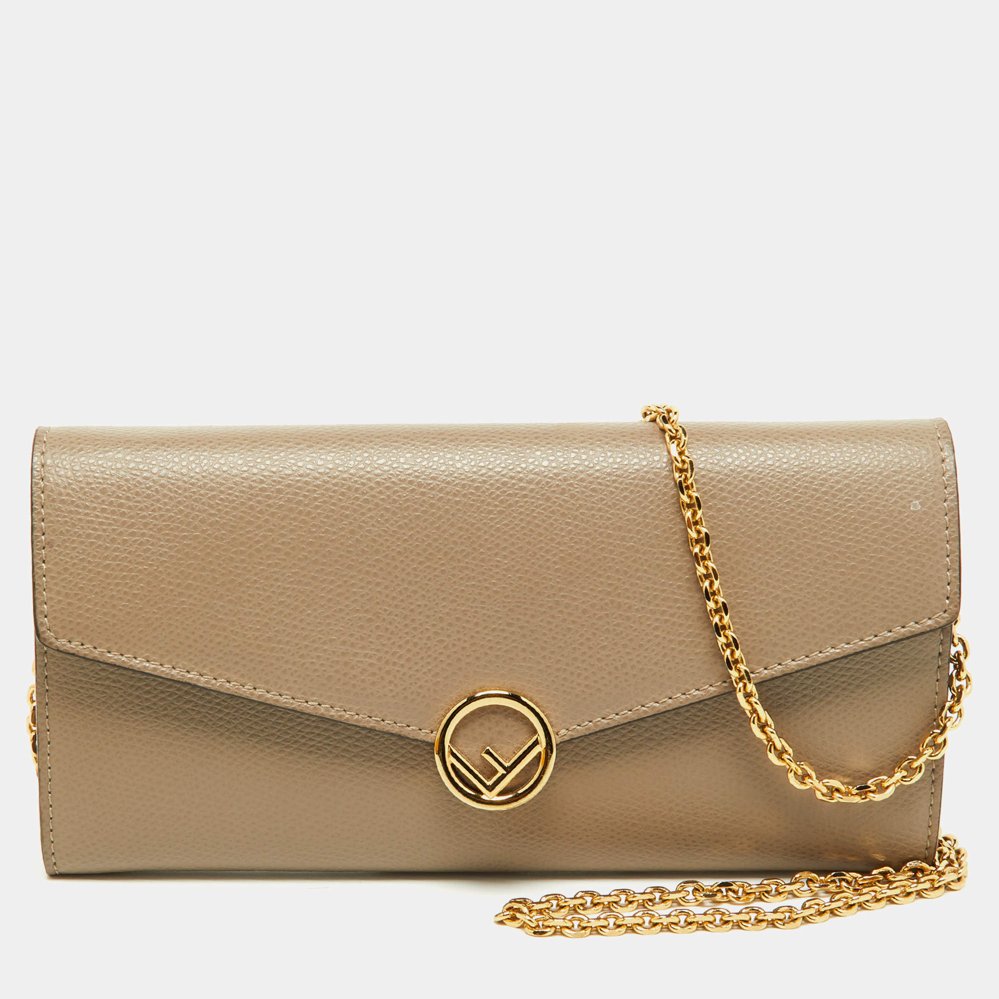 مملوكة مسبقًا Fendi Beige Leather F is Fendi Wallet on Chain