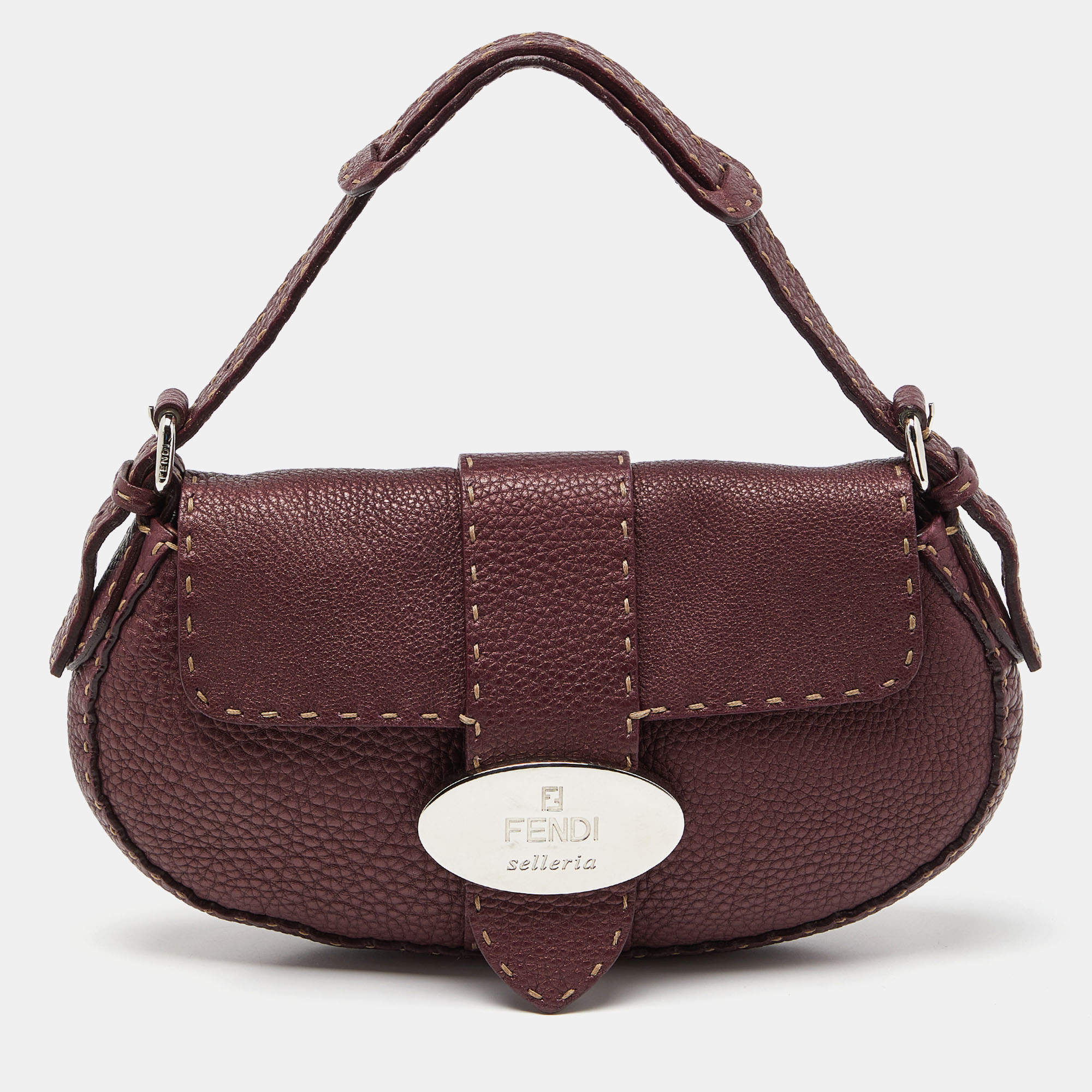 مملوكة مسبقًا حقيبة كتف فندي سيليريا جلد رومان بني فاتح بقلاب 