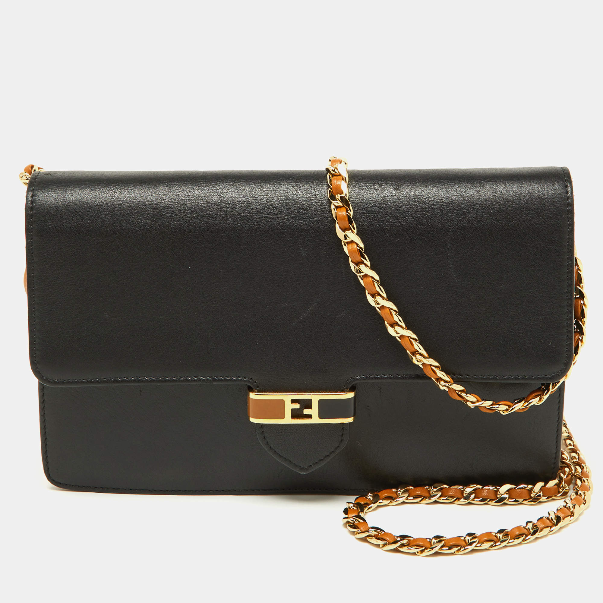 مملوكة مسبقًا Fendi Black/Tan Leather FF Flap Wallet On Chain
