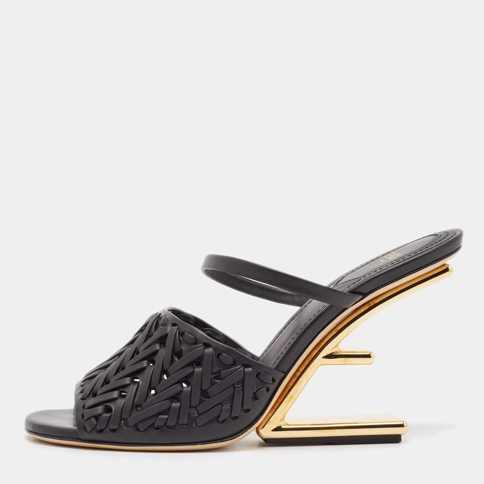 مملوكة مسبقًا Fendi Black Leather Fendi First Ankle Strap Sandals Size 39