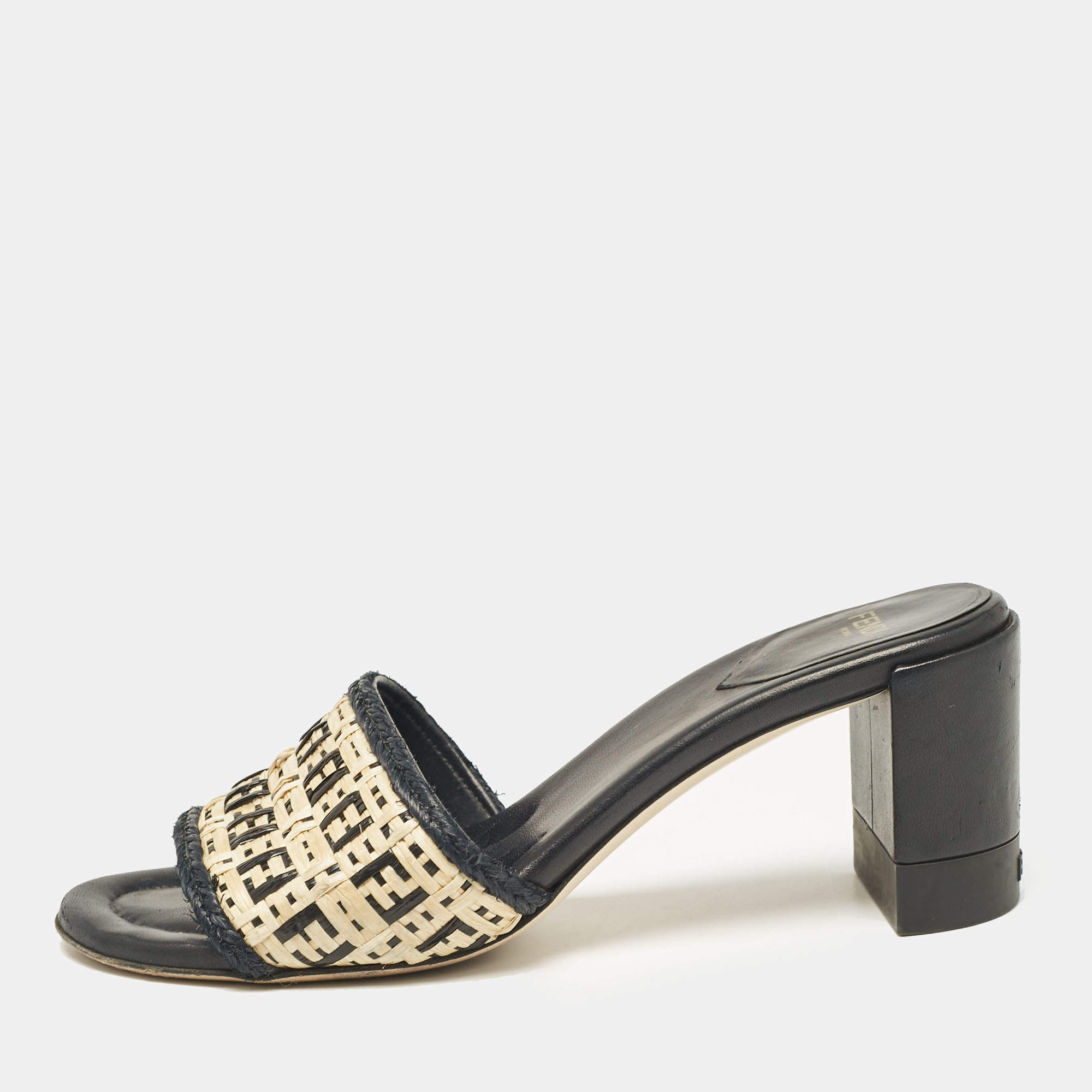 Pre Owned Fendi Cream/Black Leather and Raffia FF Slide Sandals Size 37.5