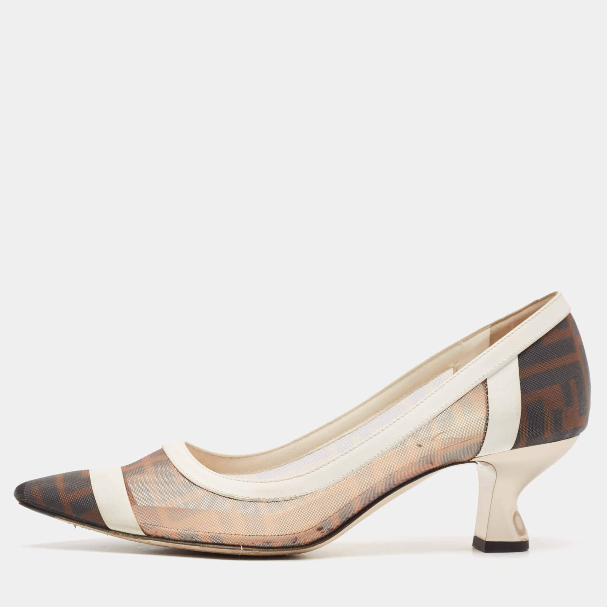 مملوكة مسبقًا Fendi Brown/White Zucca Mesh and Leather Colibri Pumps Size 37.5