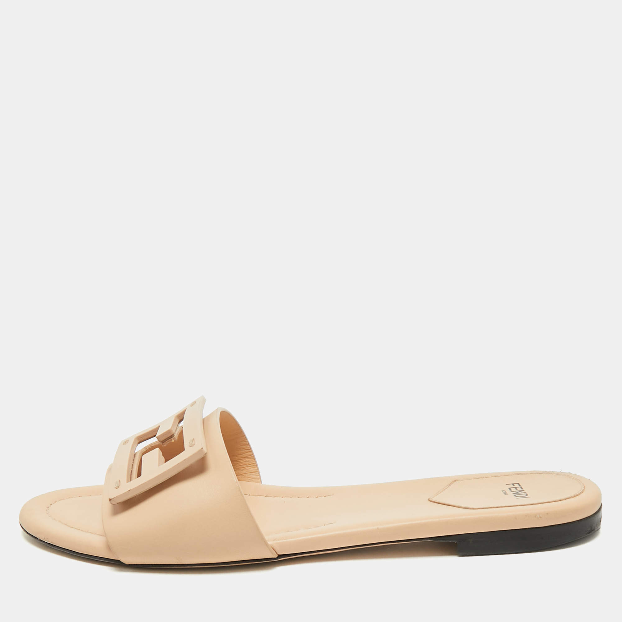 Pre Owned Fendi Beige Leather FF Flat Slides Size 39.5