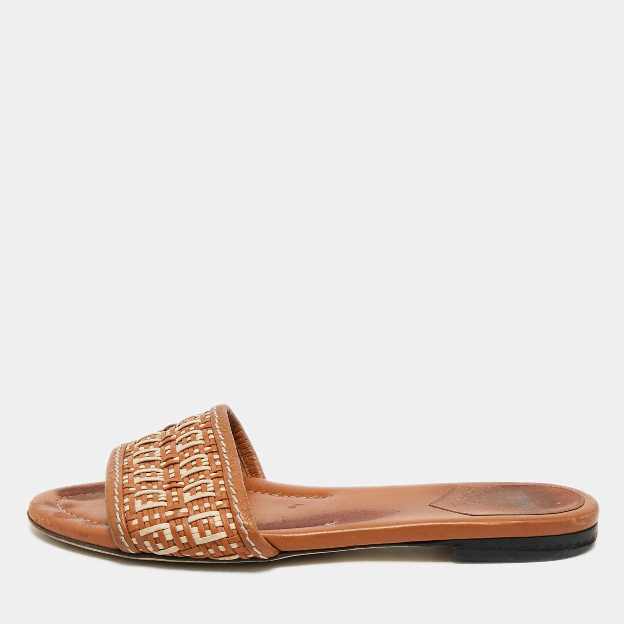 Pre Owned Fendi Brown/White Leather and Woven Leather FF Flat Sandals Size 39
