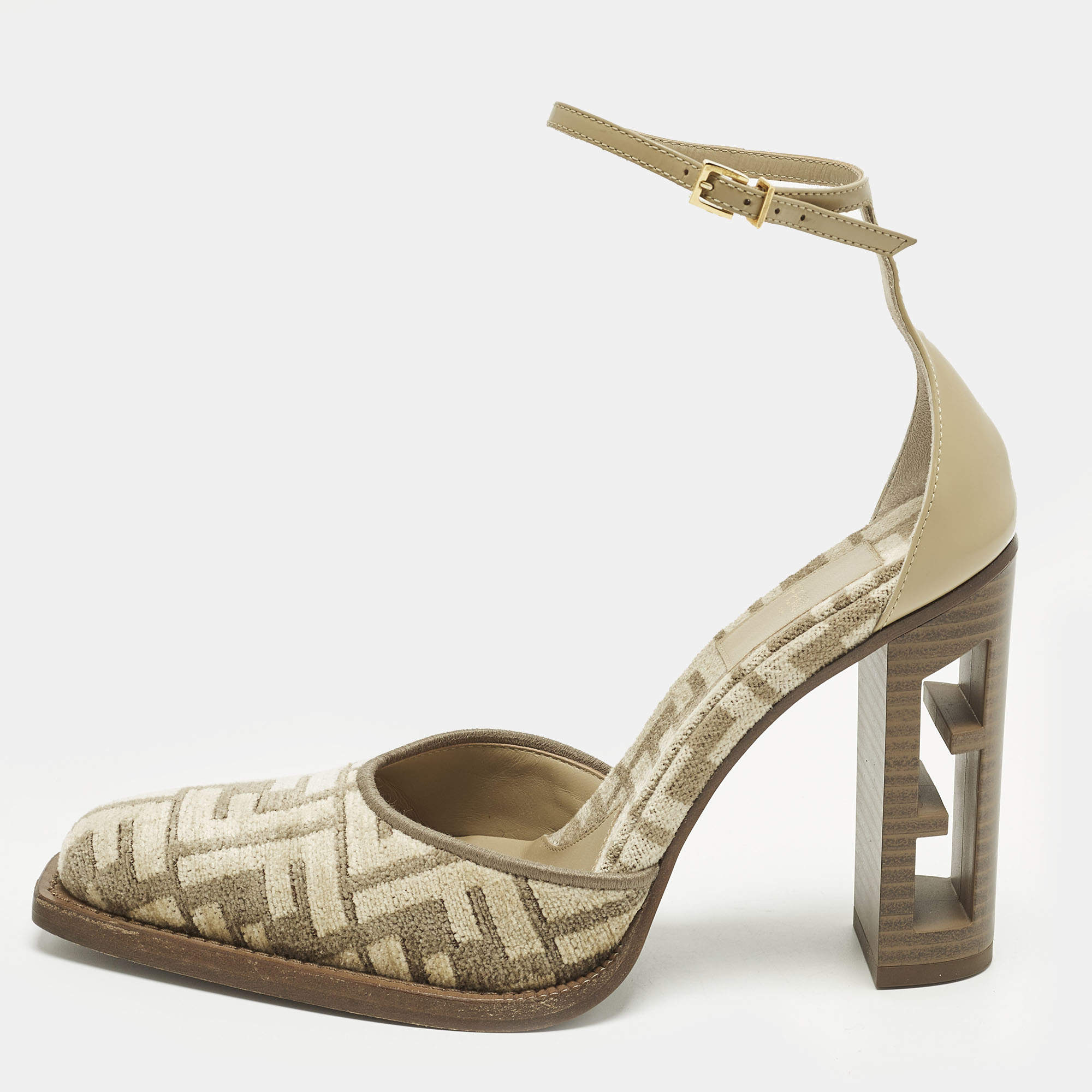 مملوكة مسبقًا Fendi Zucca Size 36 Grey Leather and Velvet Mary Jane Pumps