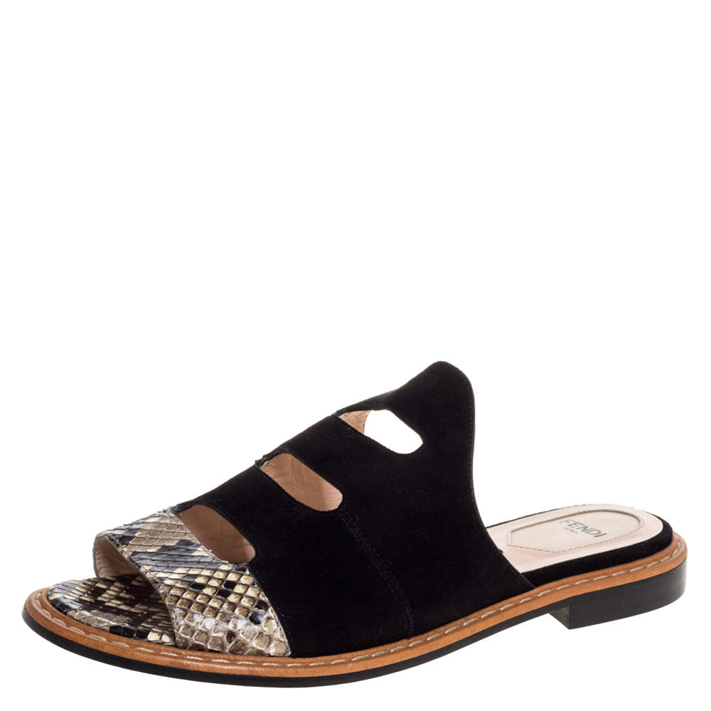 مملوكة مسبقًا Fendi Black Suede And Python Cut Out Flat Slides Size 36