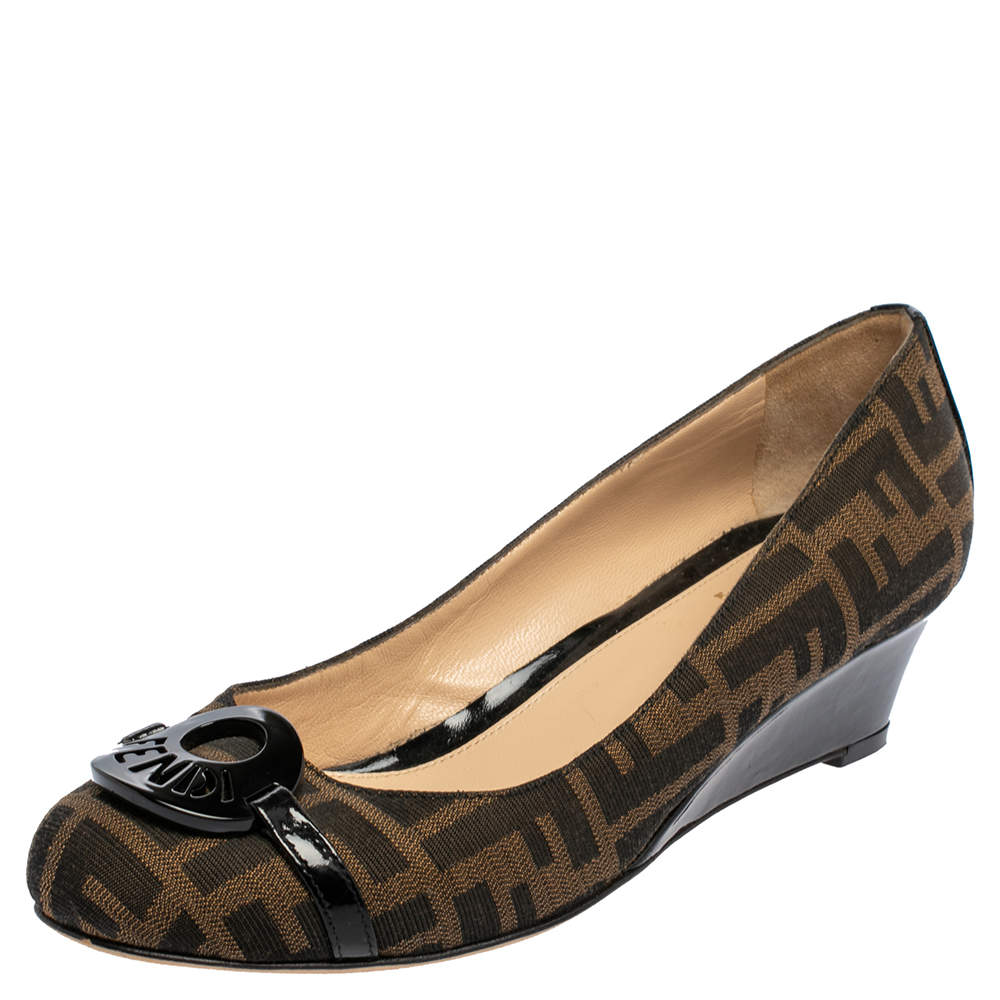 Pre Owned Fendi Tobacco Zucca Canvas and Patent Leather Wedge Pumps Size 40
