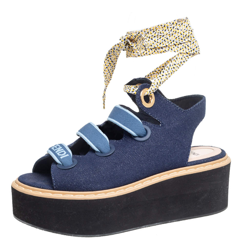 مملوكة مسبقًا Fendi Blue Denim Platform Sandals Size 37