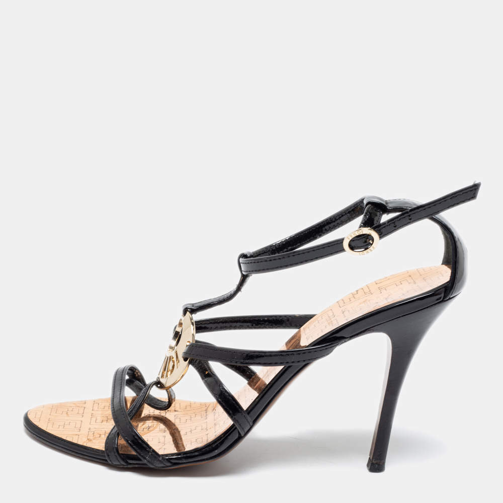 مملوكة مسبقًا Fendi Black Patent Leather Strappy Ankle Strap Sandals Size 38.5