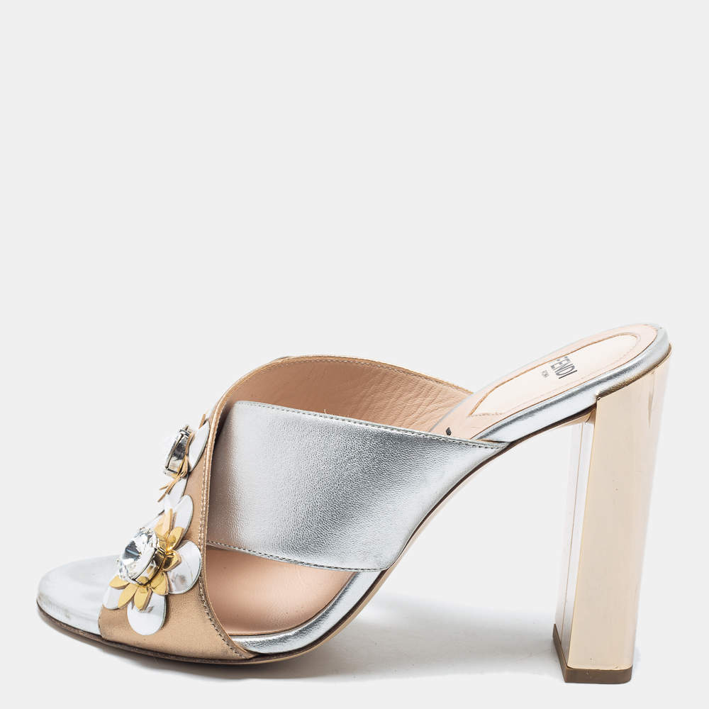 Pre Owned Fendi Silver/Gold Leather Cross Strap Flowerland Slide Sandals Size 36