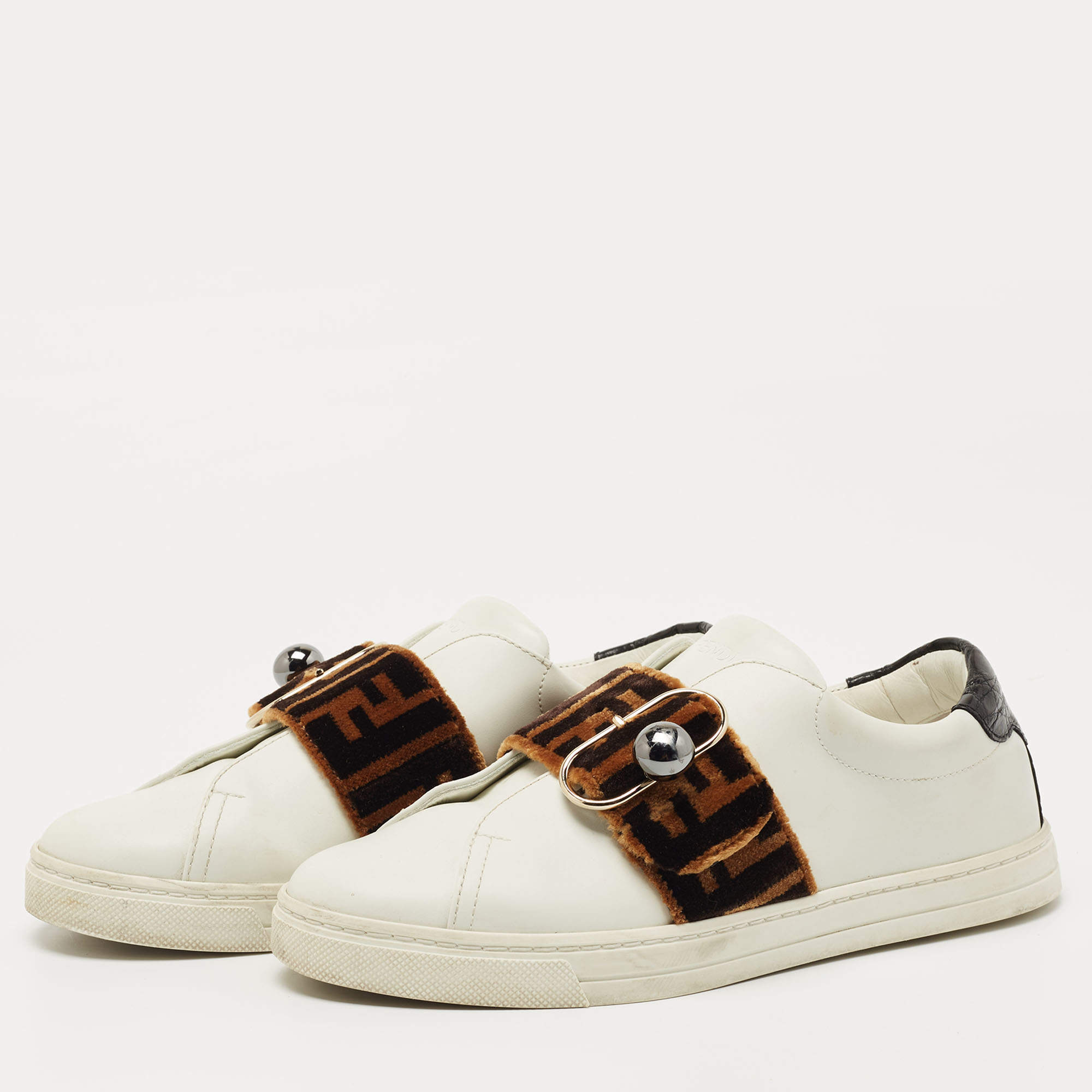 Fendi logo print 2025 buckle strap sneakers