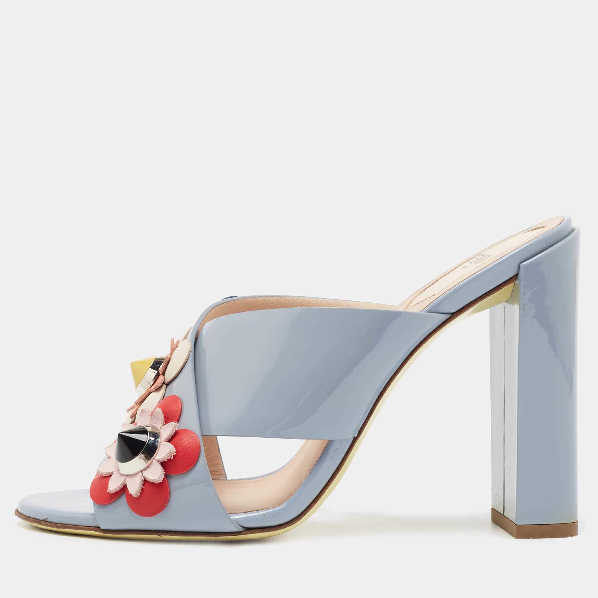 Pre Owned Fendi Light Blue Patent Leather Flowerland Slide Sandals Size 37