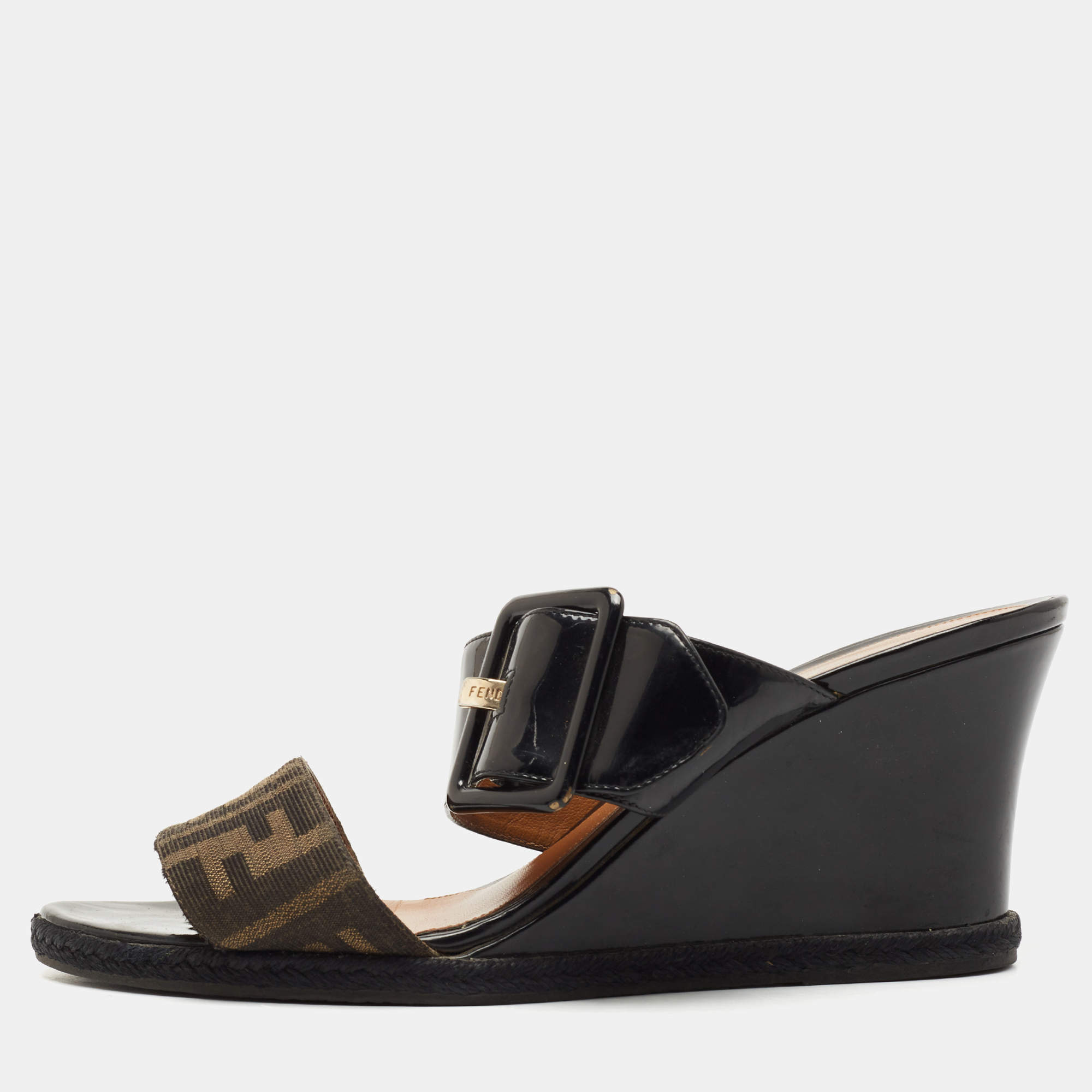 pakistanske Forud type Kristendom Fendi Black/Brown Patent Leather and Zucca Canvas Demi Wedge Sandals Size  40 Fendi | TLC