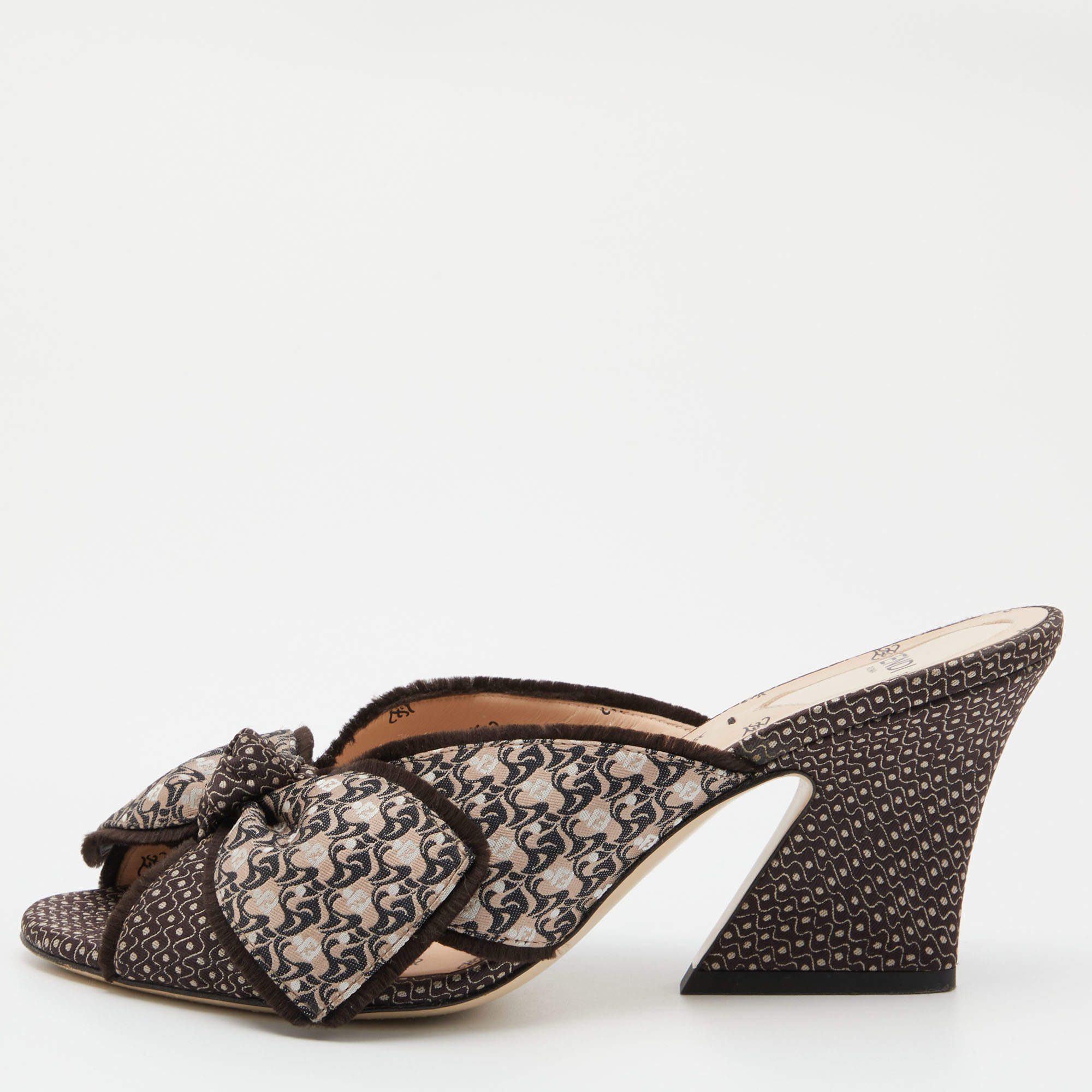 Fendi Brown Fabric Knotted Slide Sandals Size 38.5