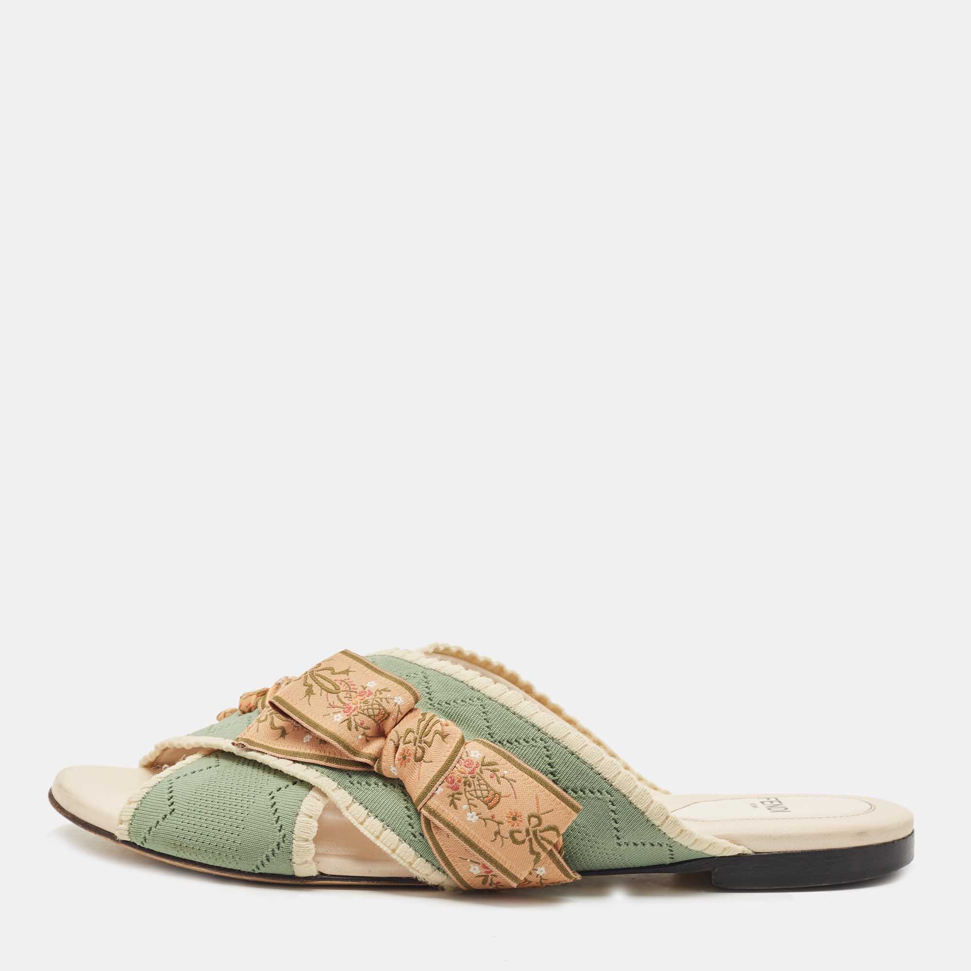 Pre Owned Fendi Beige/Green Fabric Crisscross Bow Flat Slides Size 38