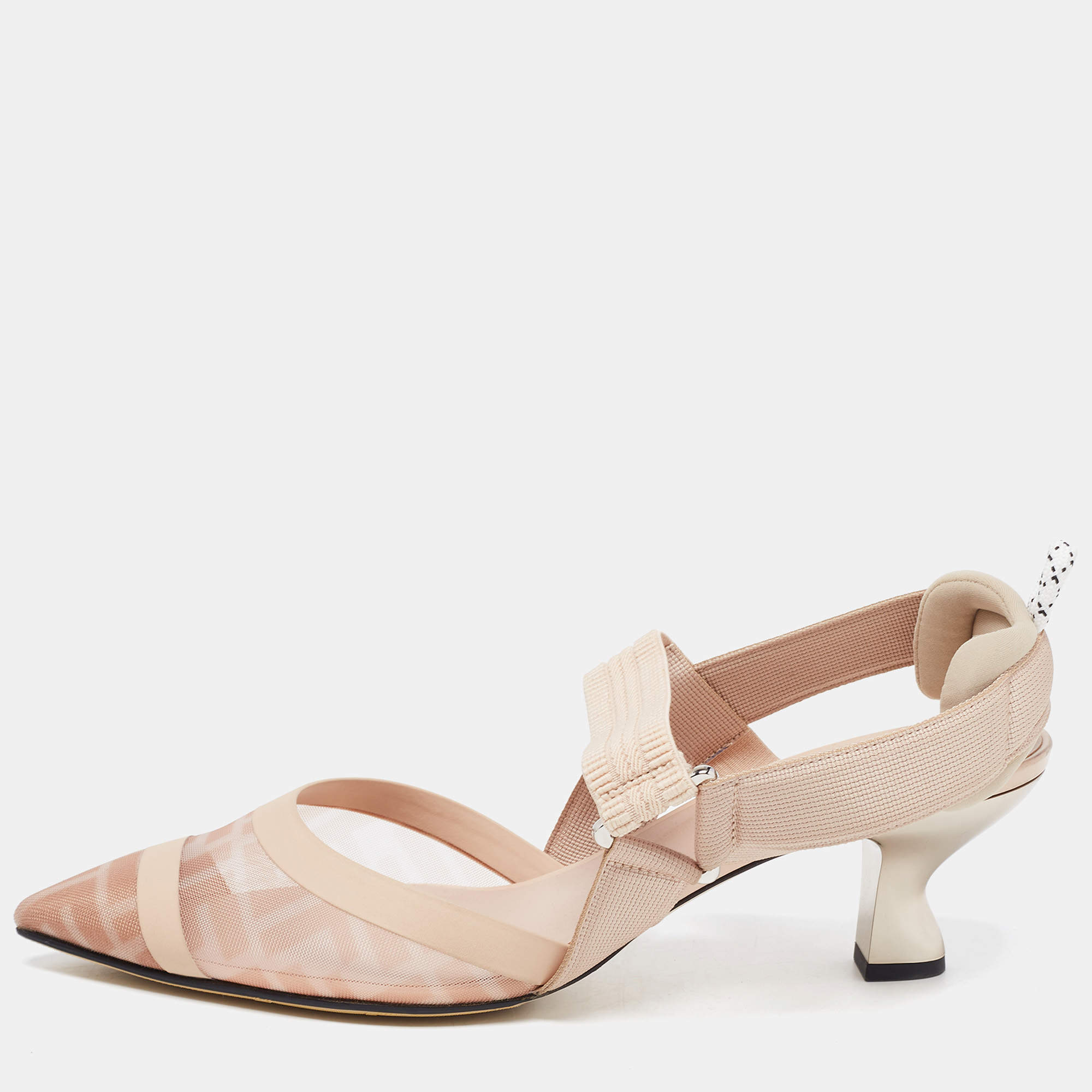 Pre Owned Fendi Two Tone Zucca Mesh and Leather Colibri Pumps Size 41