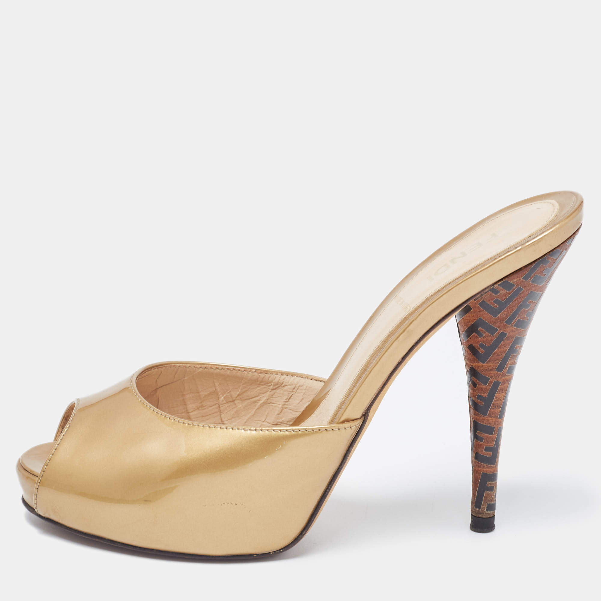 Pre Owned Fendi Gold Patent Leather Peep Toe Slides Size 36