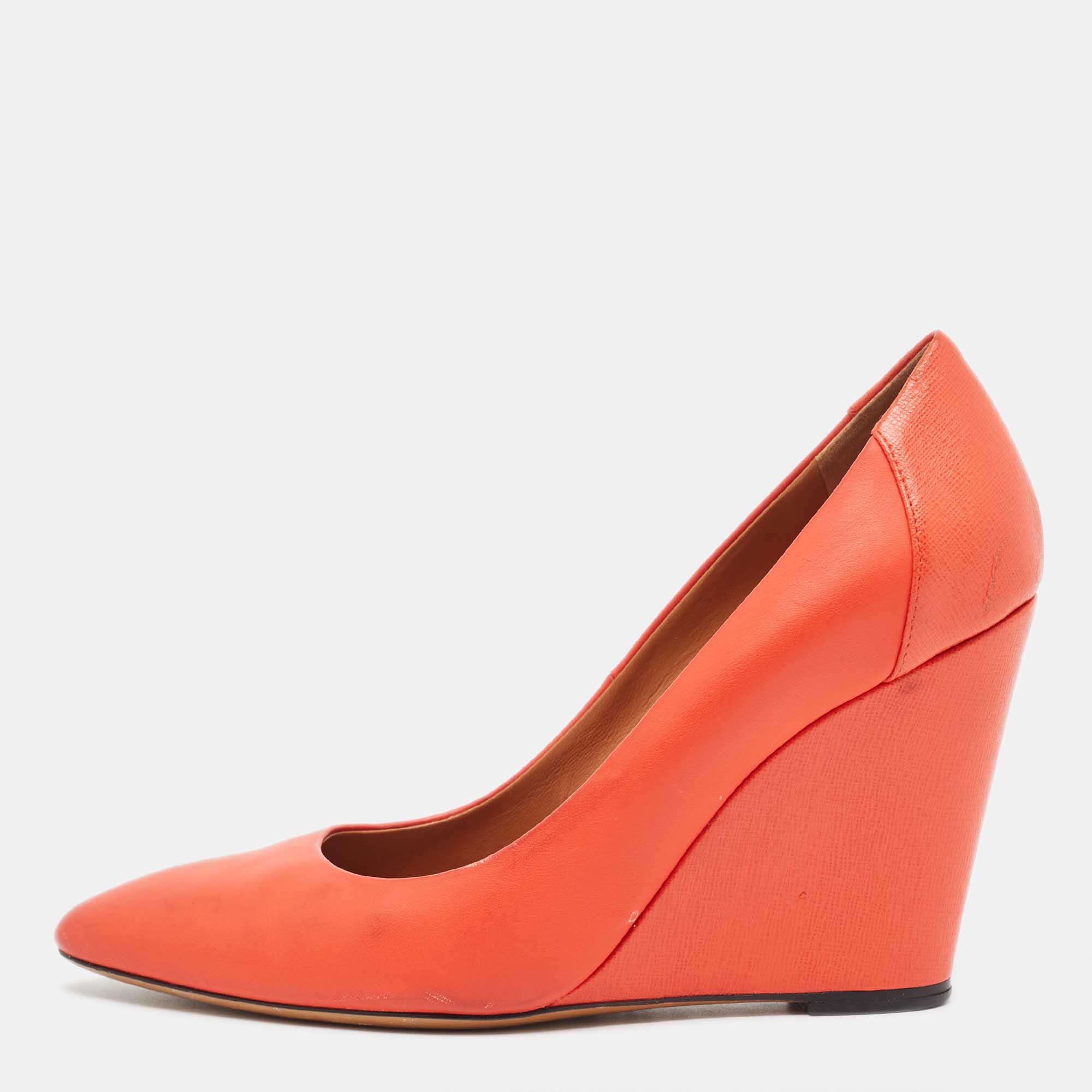 Pre Owned Fendi Orange Leather Wedge Pumps Size 38.5