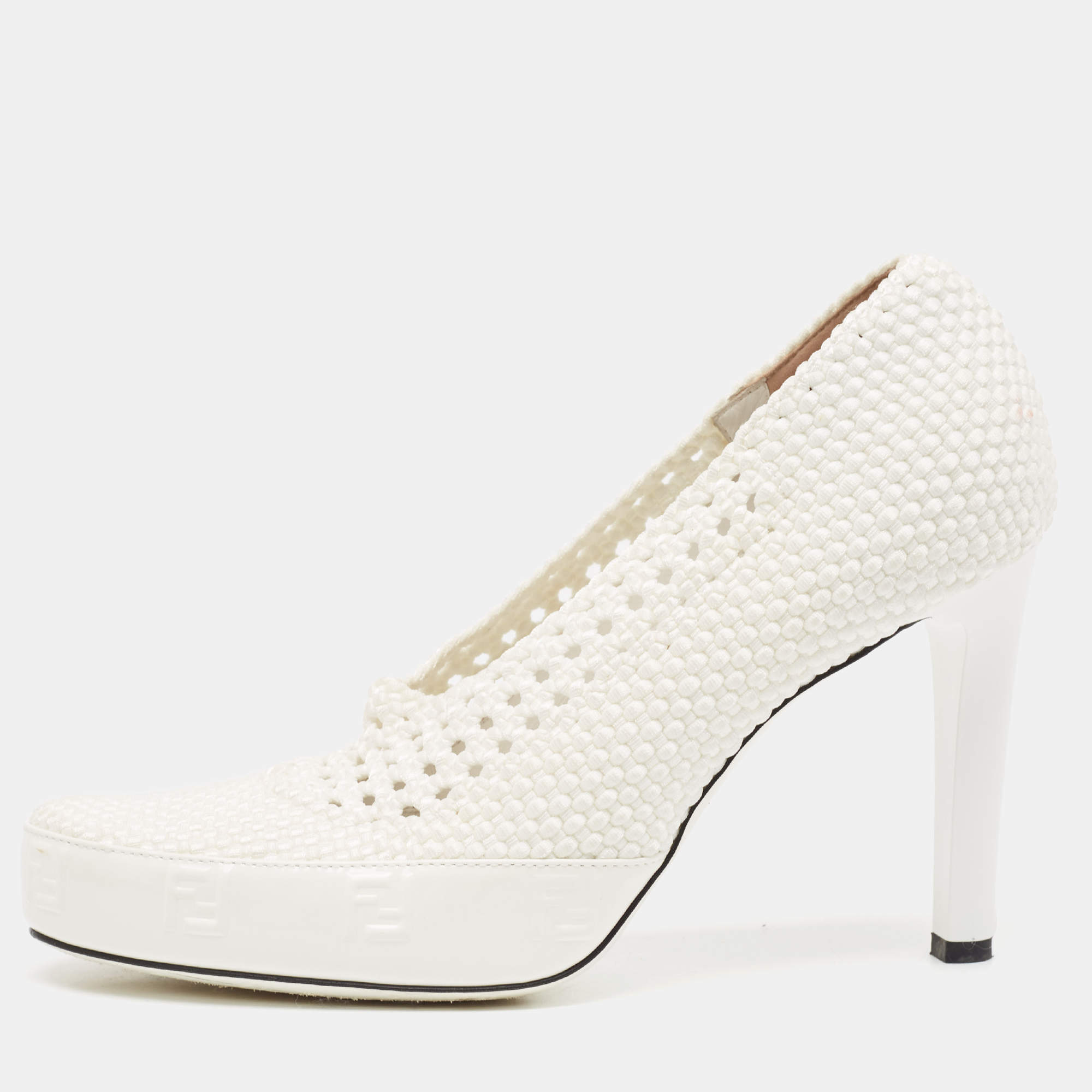 مملوكة مسبقًا Fendi White Woven Fabric Square Pumps Size 41